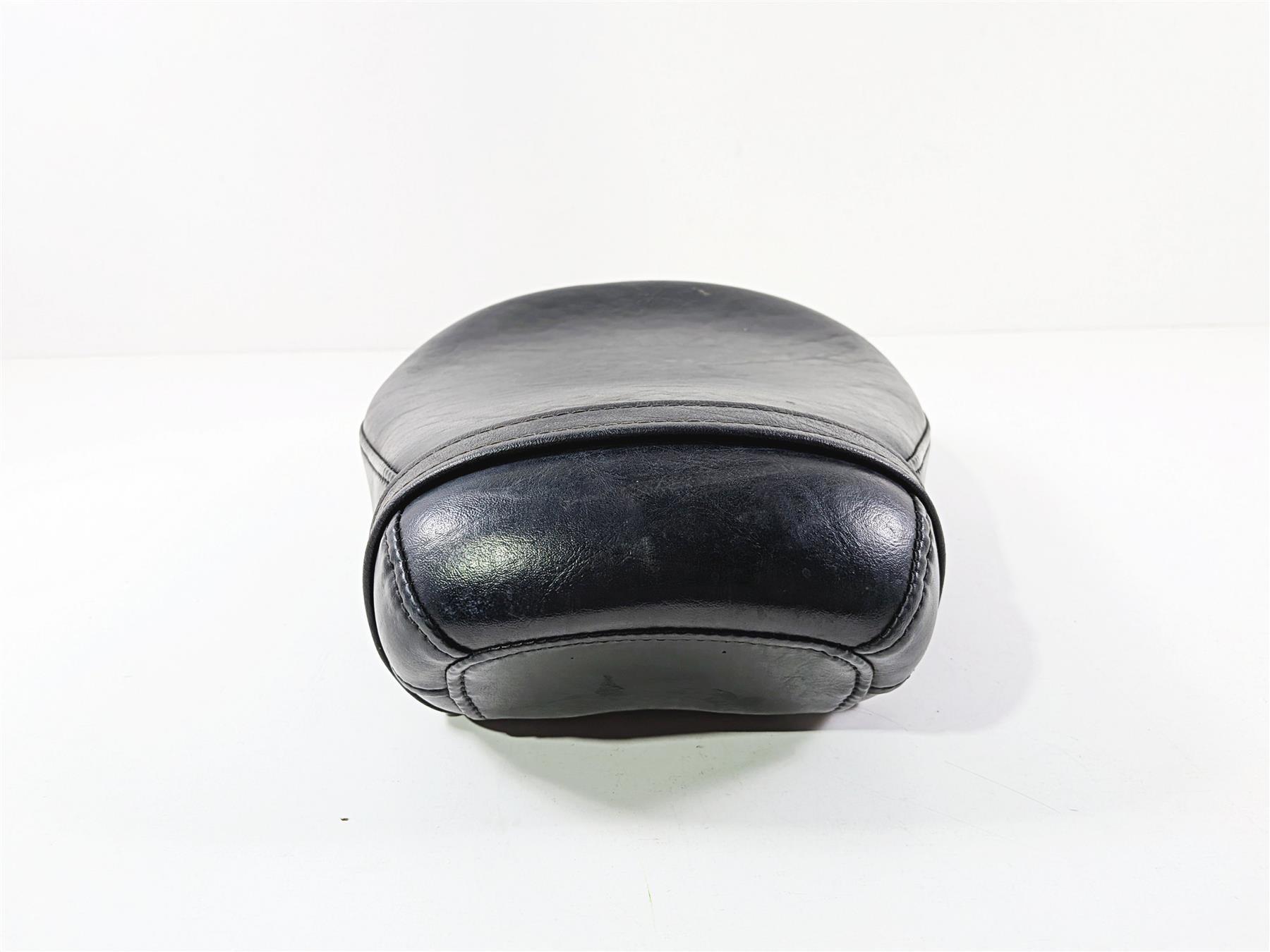 2006 Yamaha XVZ1300 Royal Star Rear Seat Saddle 1D6-24750-00-00 {{ shop.shopifyCountryName }} - Mototech271