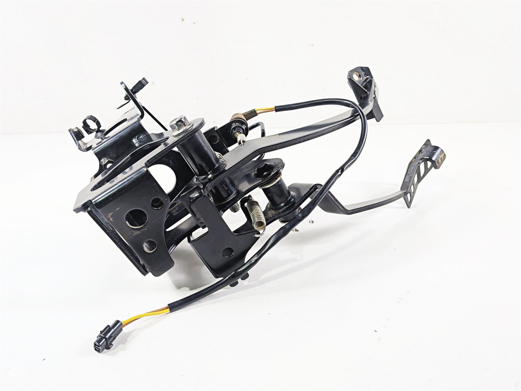 2017 Yamaha YXZ1000R EPS SS Foot Brake Accelerate Pedal Set B57-F2548-00-00 {{ shop.shopifyCountryName }} - Mototech271