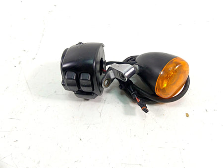 2013 Harley Softail FLSTFB Fat Boy Lo Left Hand Control Switch Blinker 72953-12A {{ shop.shopifyCountryName }} - Mototech271
