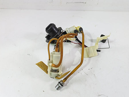 2011 Harley Touring FLHTCUSE CVO E-Glide Fuel Gas Petrol Pump 62908-08 75069-08 {{ shop.shopifyCountryName }} - Mototech271