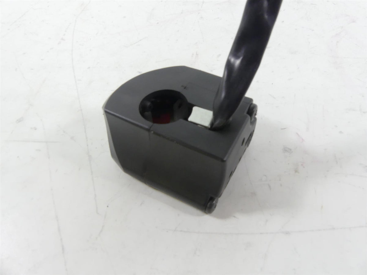 2015 Eric Buell Racing 1190SX Right Hand Kill Start Control Switch Y0745.1AY {{ shop.shopifyCountryName }} - Mototech271