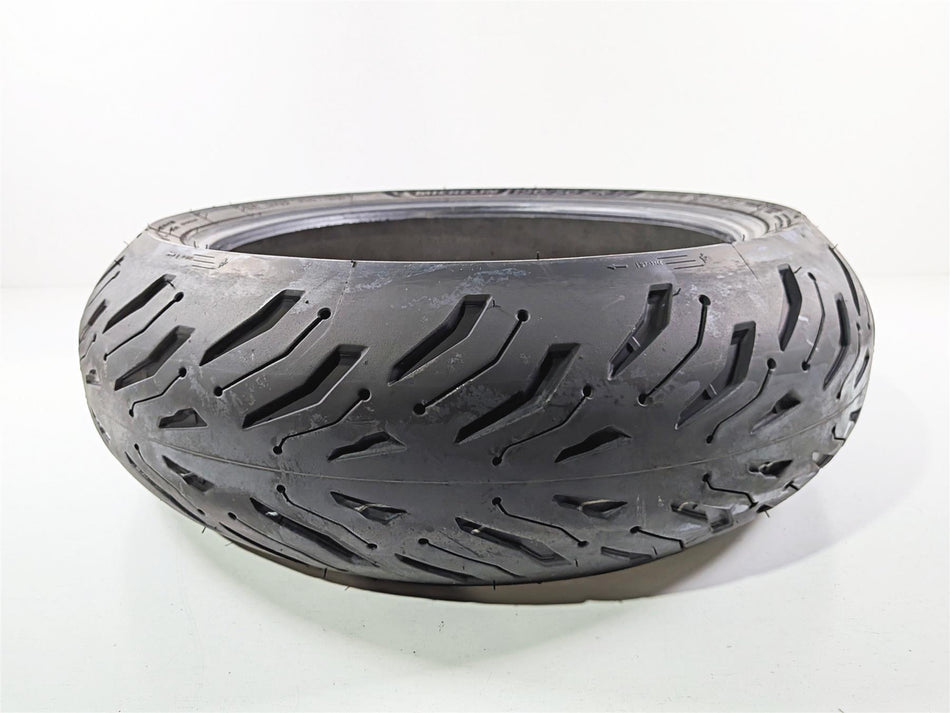 Used Rear Motorcycle Tire Michelin Road 6 Tire in 190/50R17 38208 24003