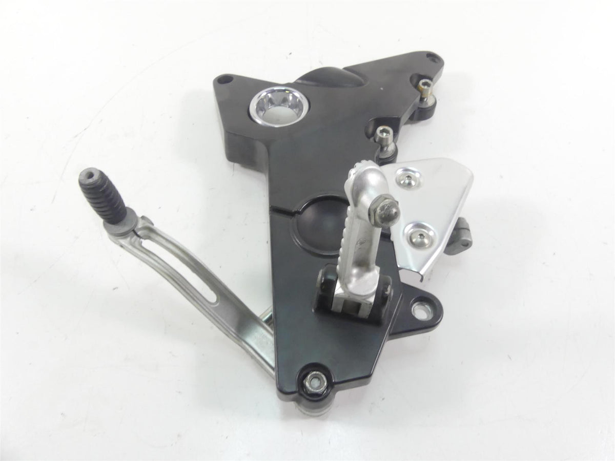 2014 Moto Guzzi Griso 1200 SE 8V Front Left Footpeg & Shifter Set GU06250900 {{ shop.shopifyCountryName }} - Mototech271