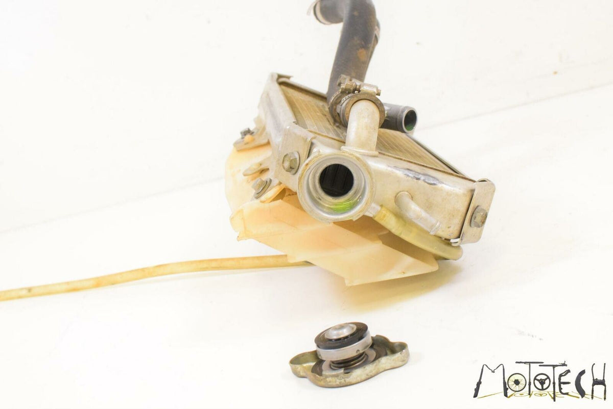 2007 Kawasaki KX250F KX250 F Right Coolant Radiator w/ Shroud TWISTED 39061-0074 {{ shop.shopifyCountryName }} - Mototech271