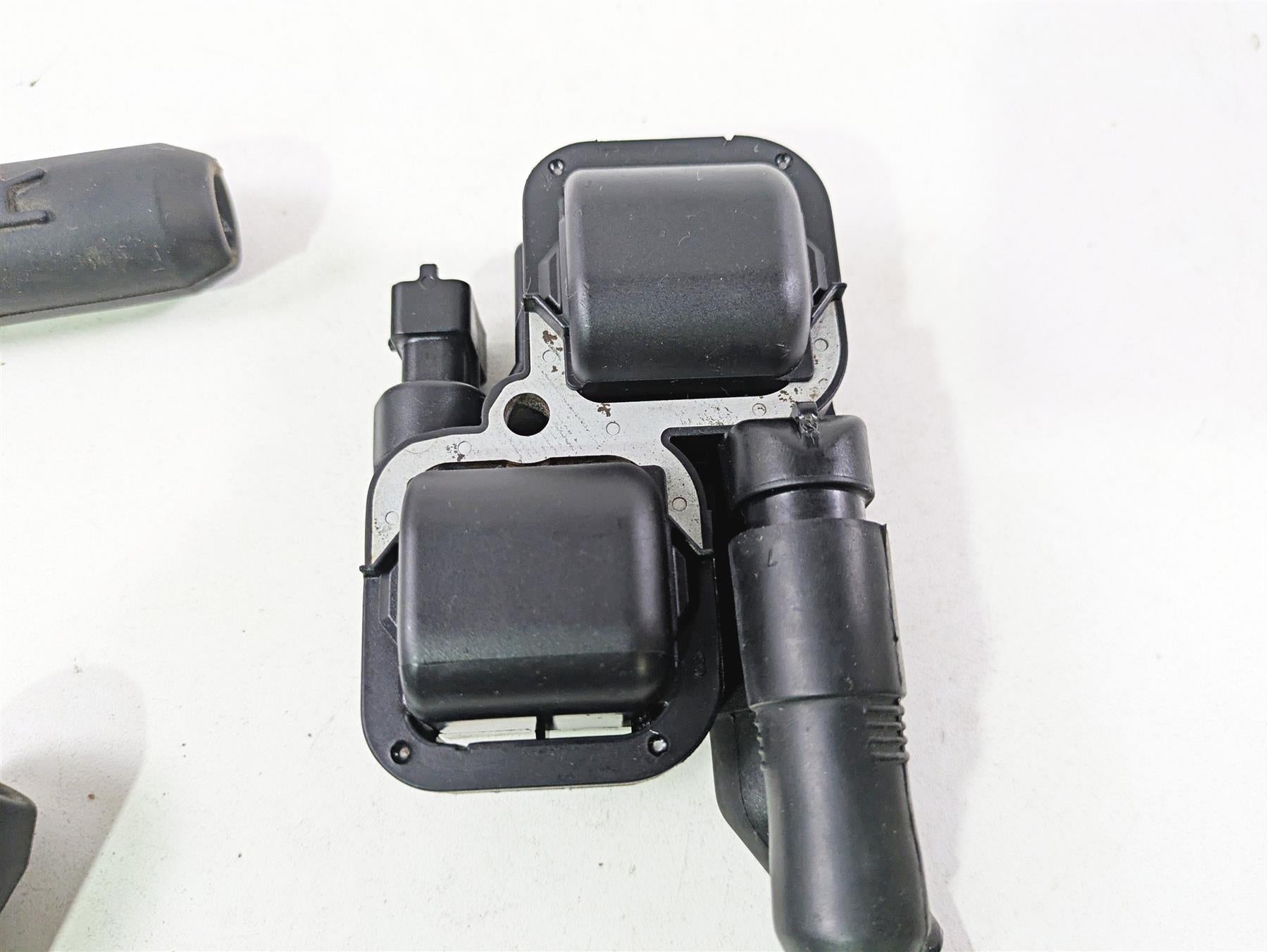 2017 Indian Chieftain Limited Ignition Coil & Wire Set 4010425 2876049 {{ shop.shopifyCountryName }} - Mototech271