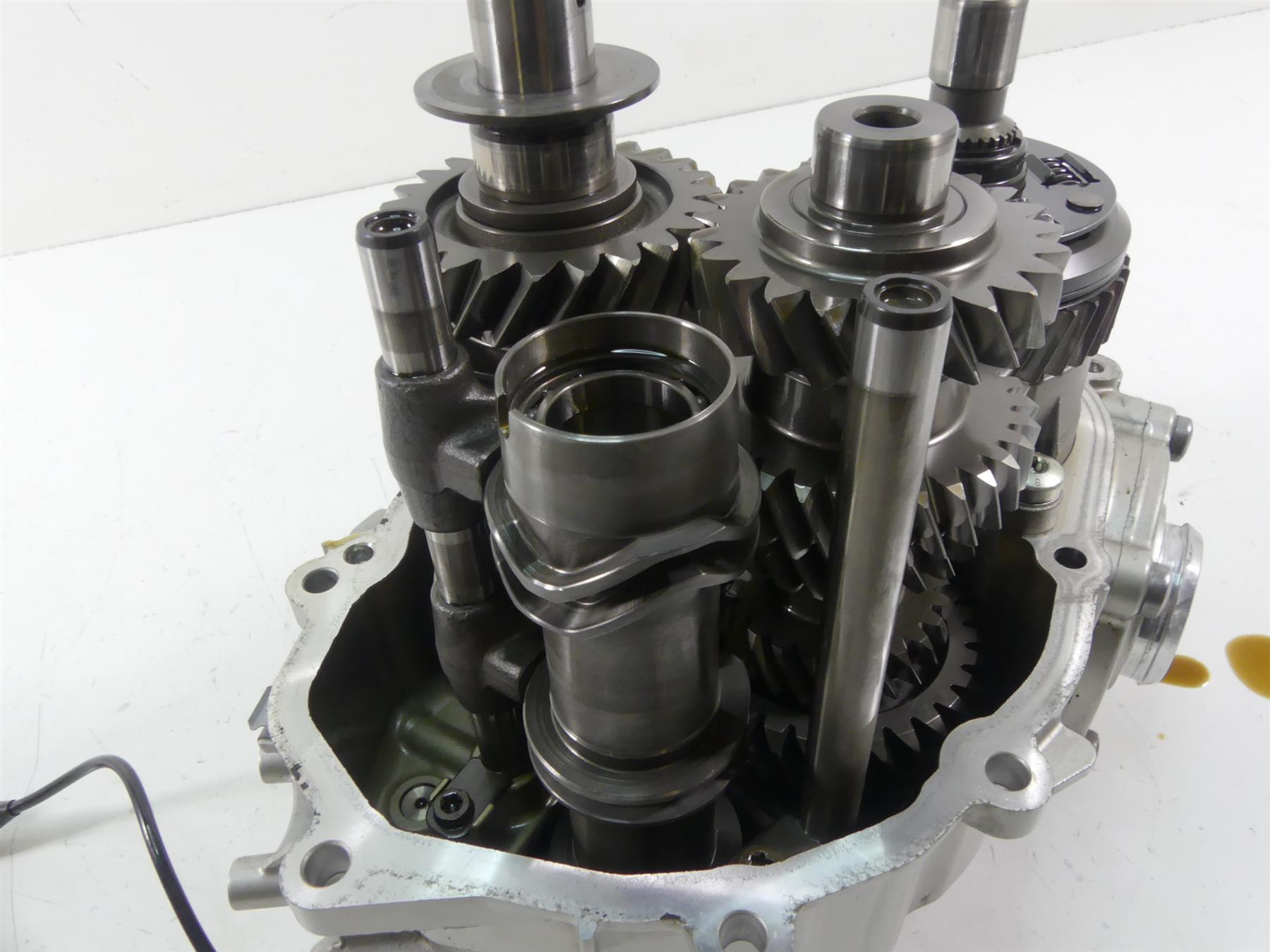 2015 BMW K1600GT K48 6-Speed Transmission Gear Box UAB - 40K 23008396072 {{ shop.shopifyCountryName }} - Mototech271