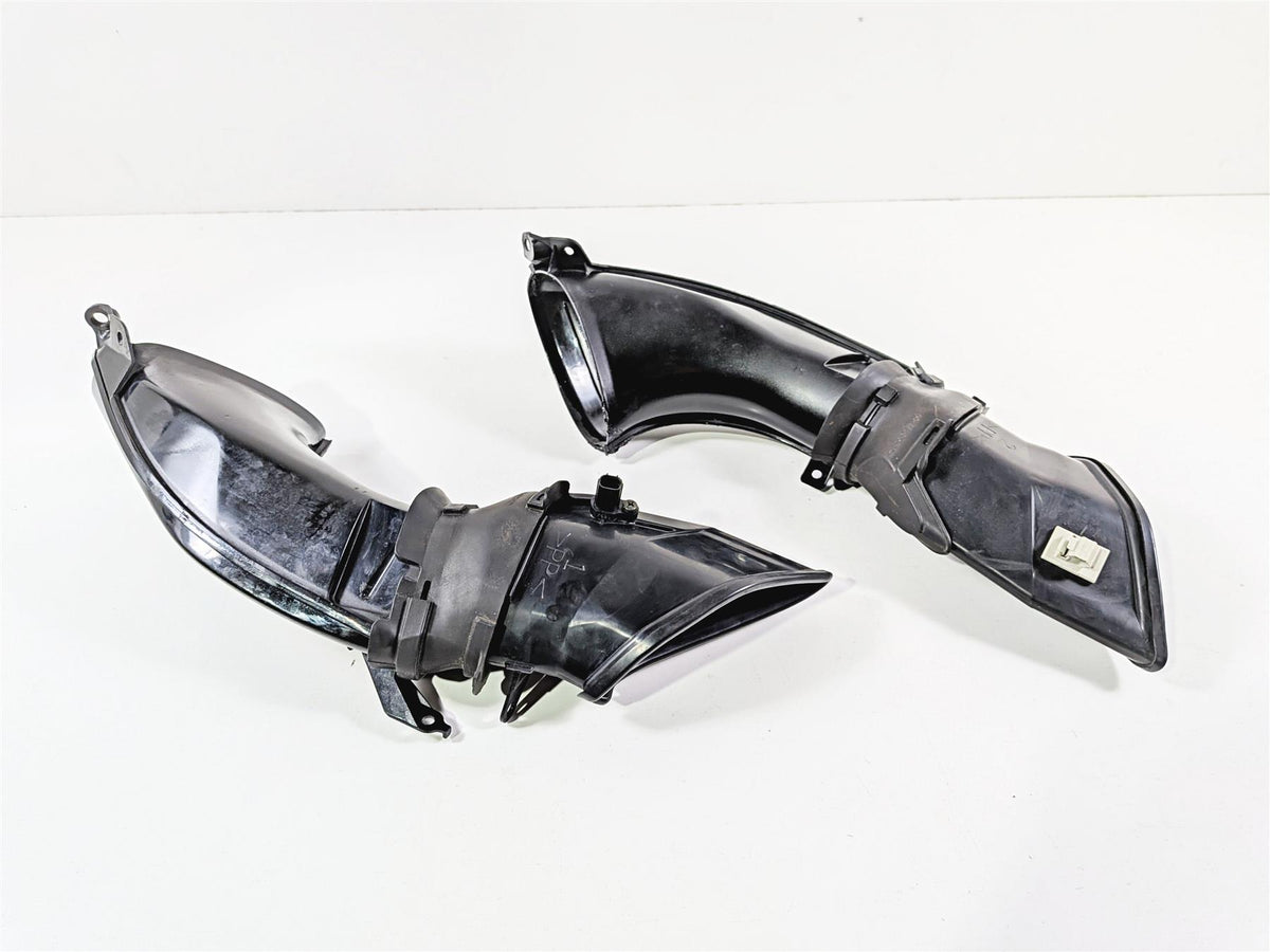 2008 Yamaha YZF R1 RN19 Air Intake Inlet Duct Scoop Ram Set 4C8-2838R-00 {{ shop.shopifyCountryName }} - Mototech271