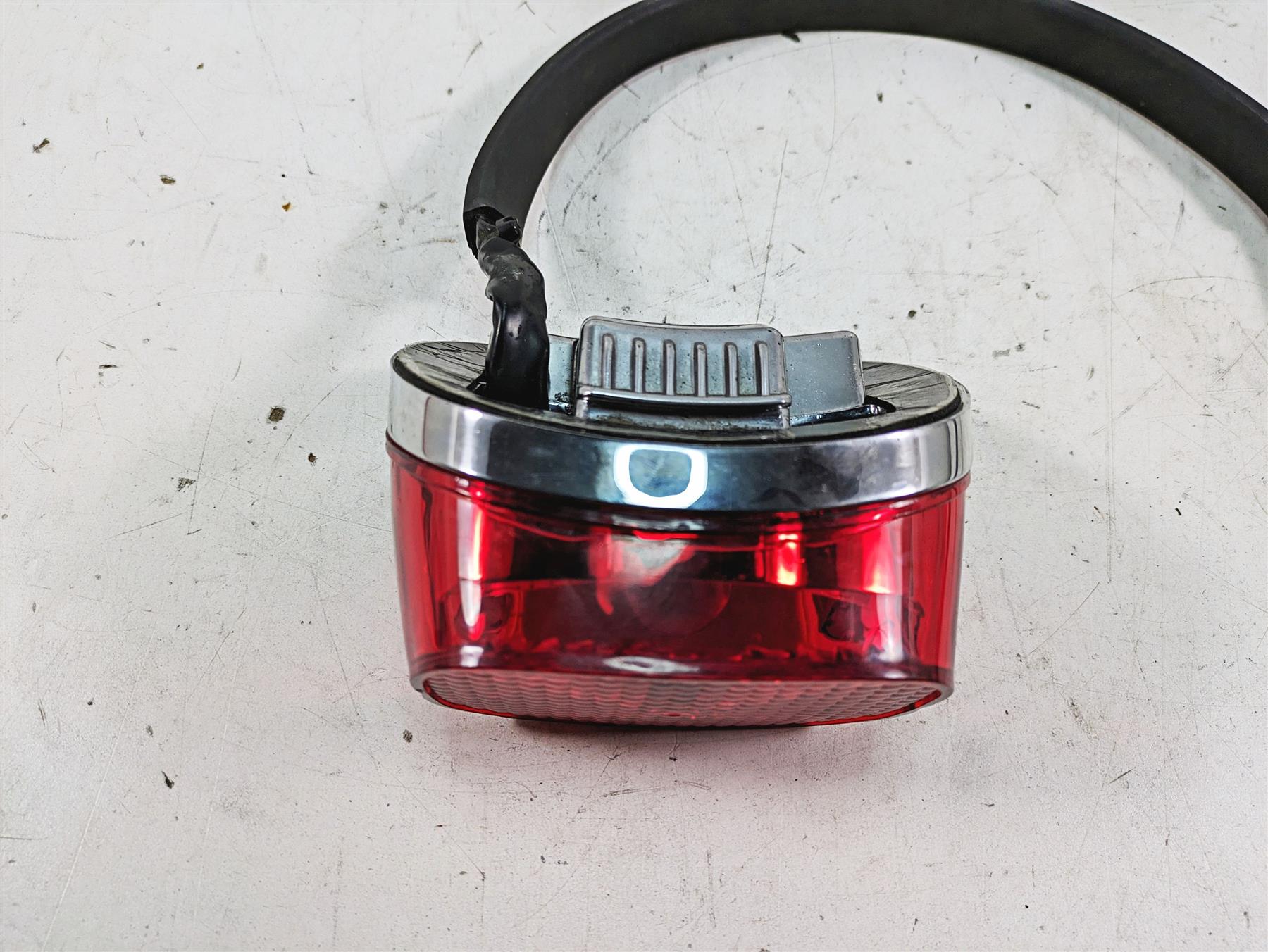 2009 Harley Touring FLHTCU Electra Glide Taillight Tail Light Lamp 68066-99A {{ shop.shopifyCountryName }} - Mototech271