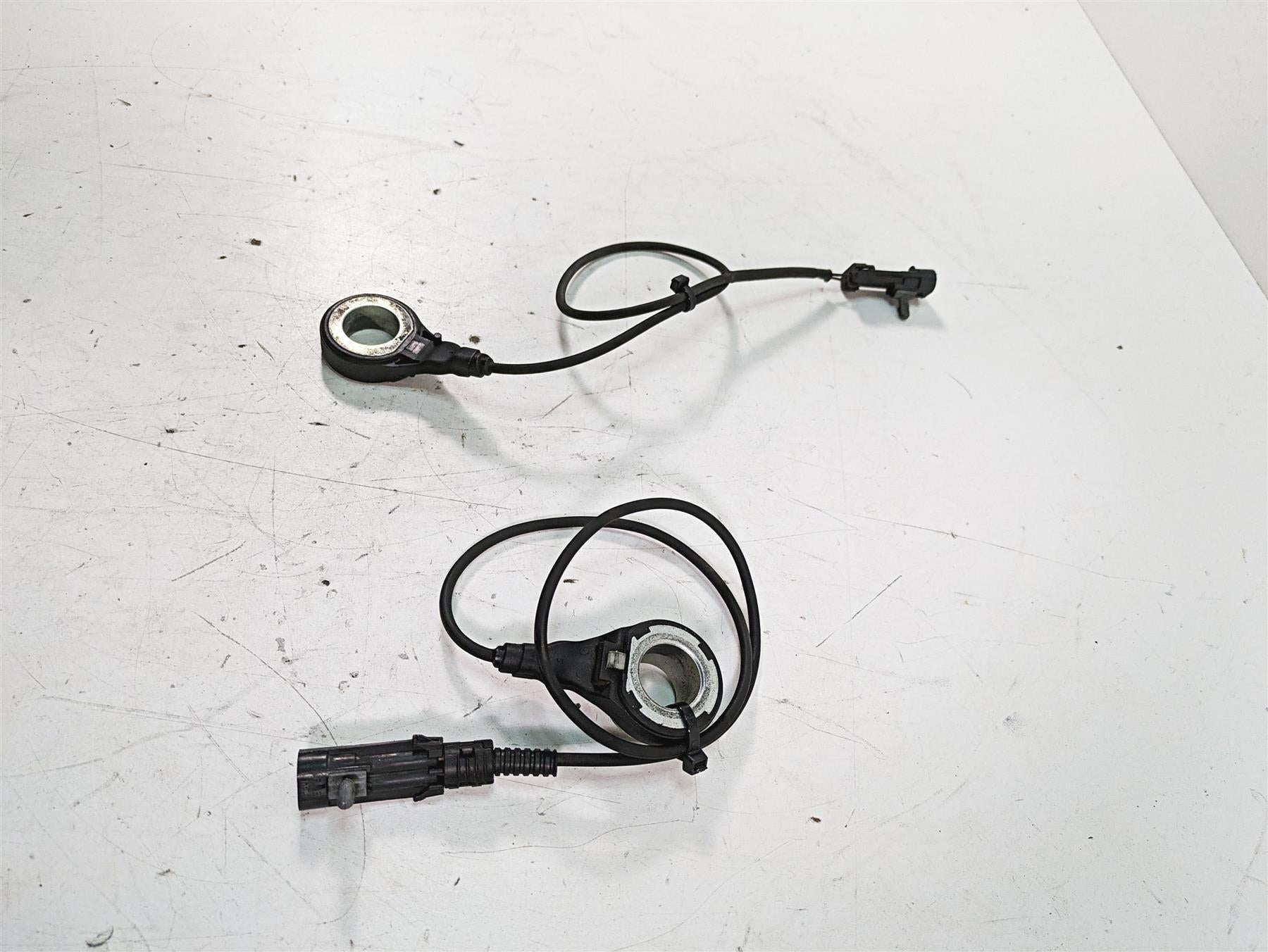 2008 Harley FLHTCU Electra Glide Front Rear Abs Wheel Speed Sensors 40615-08 {{ shop.shopifyCountryName }} - Mototech271