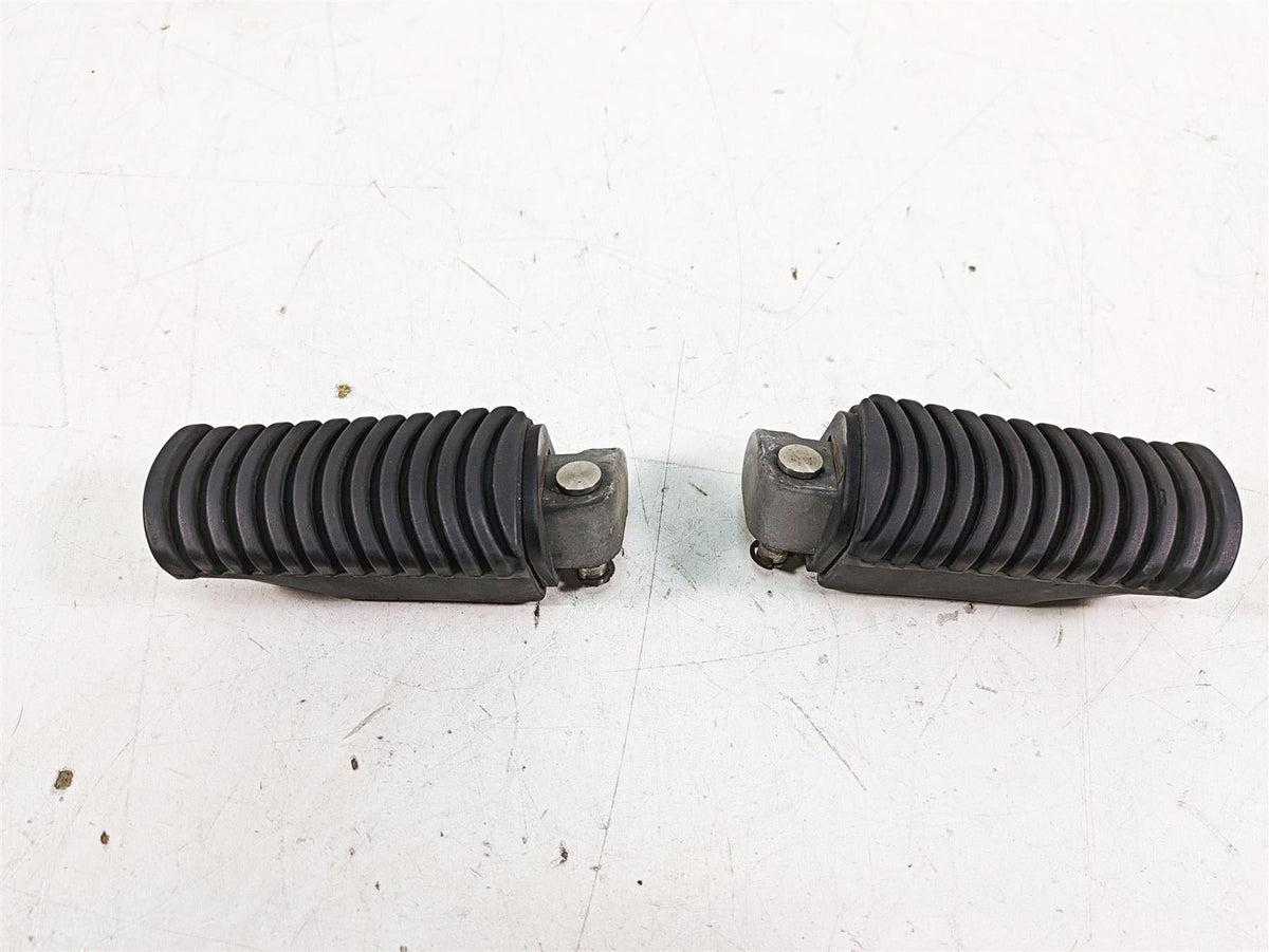 2007 BMW R1200GS K255 Adv Passenger Pillion Footpeg Foot Peg Set 46717664225 {{ shop.shopifyCountryName }} - Mototech271