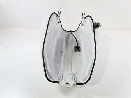 2006 Yamaha XVZ1300 Royal Star Fuel Gas Petrol Tank White 1D6-Y2410-10-05 {{ shop.shopifyCountryName }} - Mototech271