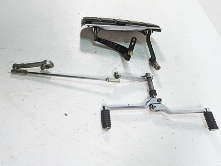 2008 Harley FLHTCU Electra Glide Left Bent Floor Board + Shift Lever 33895-82E {{ shop.shopifyCountryName }} - Mototech271