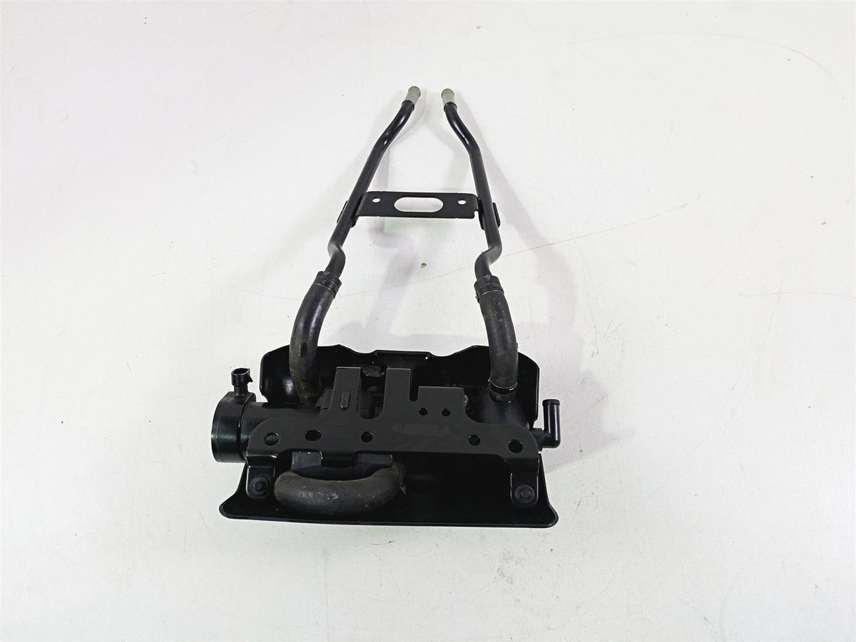 2015 Harley Touring FLHTKL Electra Glide Water Pump + Mount & Cover 26800107 {{ shop.shopifyCountryName }} - Mototech271