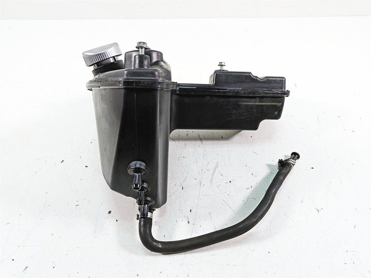 2019 Harley XL883N Sportster Iron Oil Tank Reservoir & Dip Stick 62500017 {{ shop.shopifyCountryName }} - Mototech271