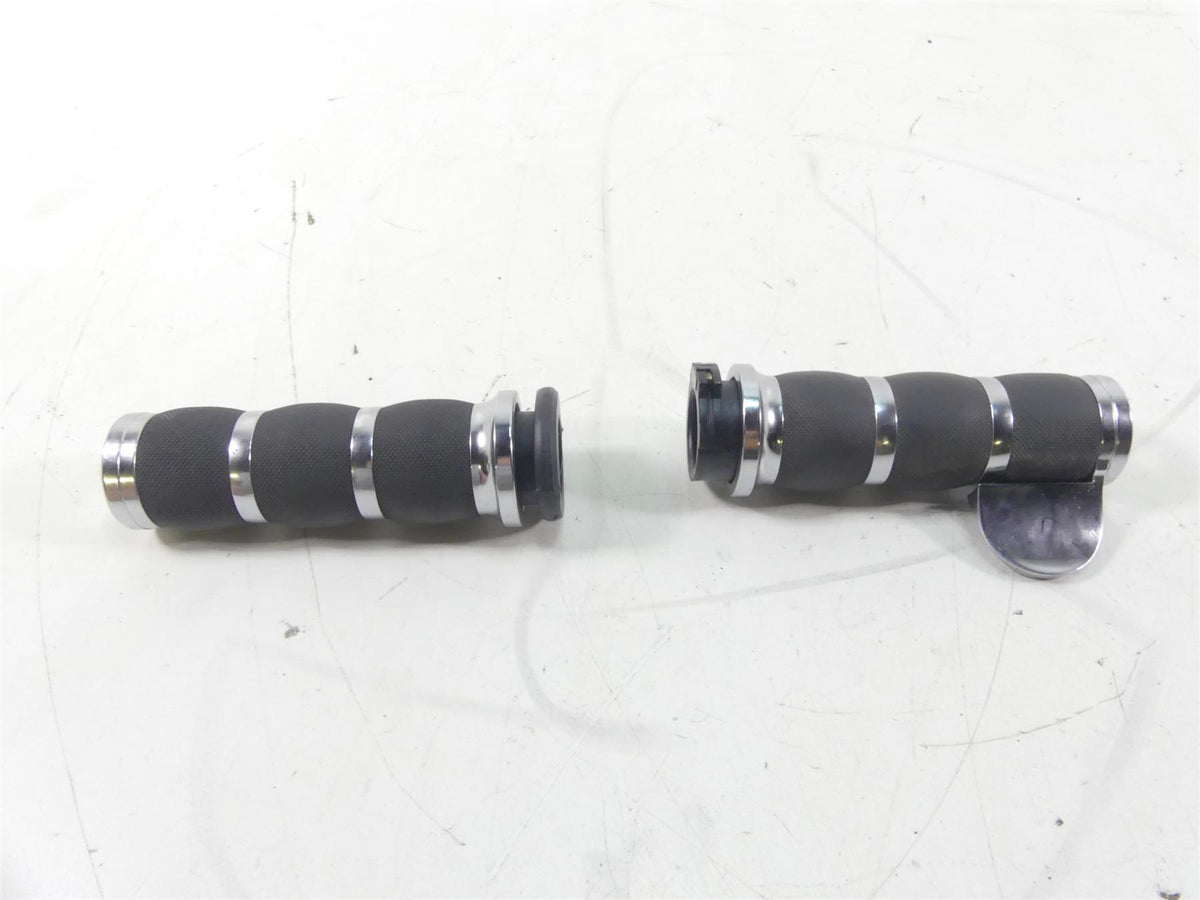 2005 Harley Softail FLSTSC Heritage Springer Hand Grip Cruise Control Set {{ shop.shopifyCountryName }} - Mototech271