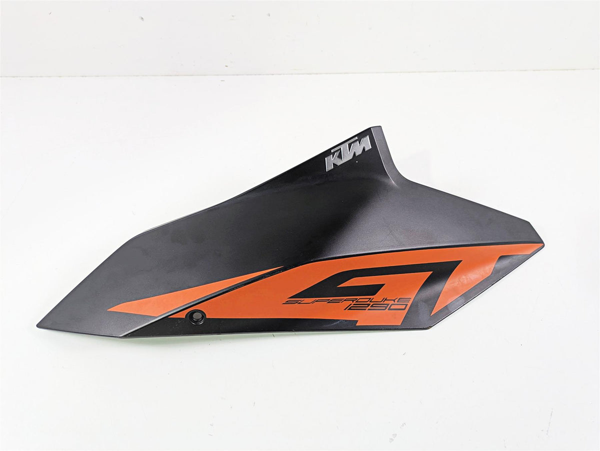 2017 KTM 1290 Super Duke GT Right Tank Fairing Cover 61408051100CAA {{ shop.shopifyCountryName }} - Mototech271