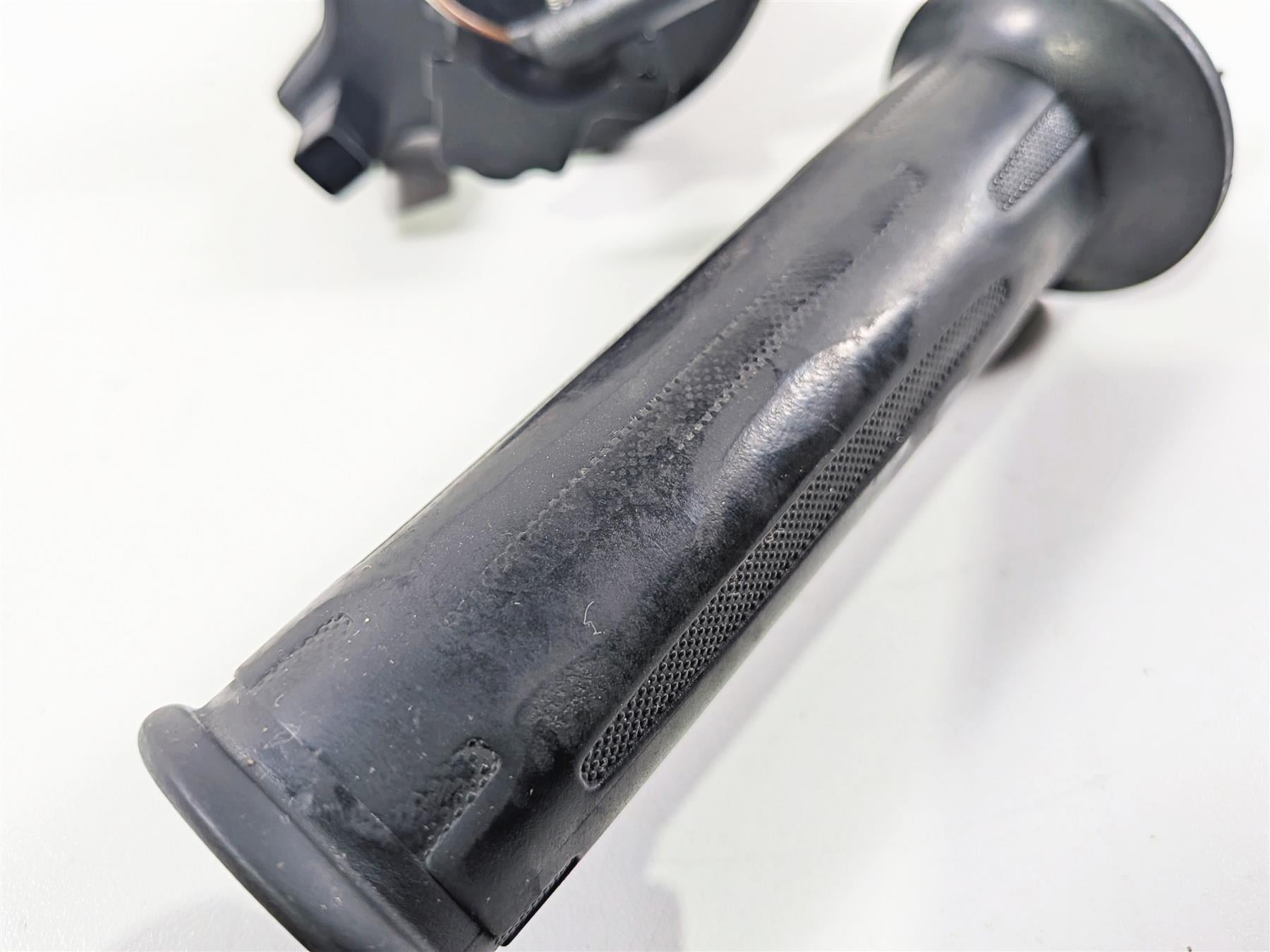 2016 BMW R1200 GS K50 Heated Hand Grip Cruise Set 61318552115 61318552120 {{ shop.shopifyCountryName }} - Mototech271