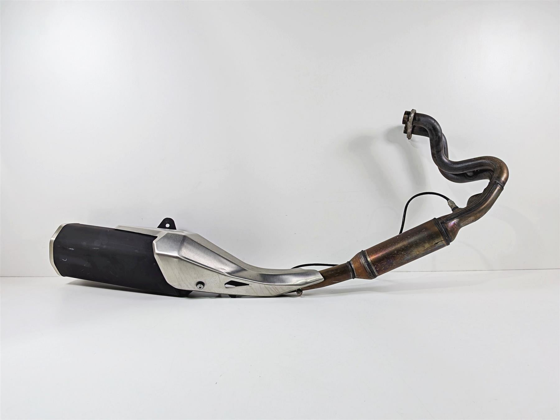 2024 Kawasaki EX500 Ninja 40th An. Stock Exhaust Header Muffler Set 39178-0469 {{ shop.shopifyCountryName }} - Mototech271