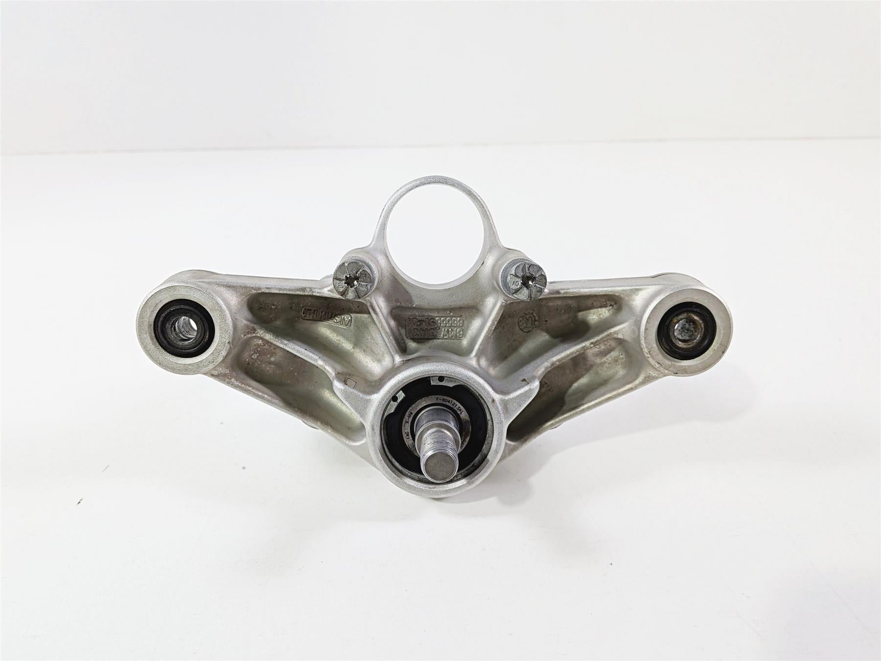 2015 BMW R1200GS K50 Upper Triple Tree Steering Clamp 31428555849 {{ shop.shopifyCountryName }} - Mototech271