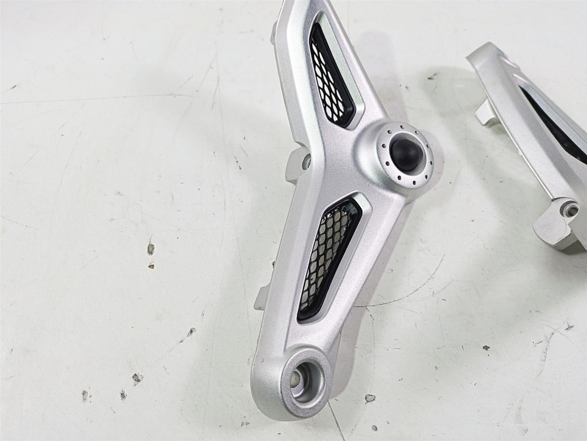 2015 BMW R nineT K21 Left Right Rider Seat Support Set 46638531189 46638531190 {{ shop.shopifyCountryName }} - Mototech271