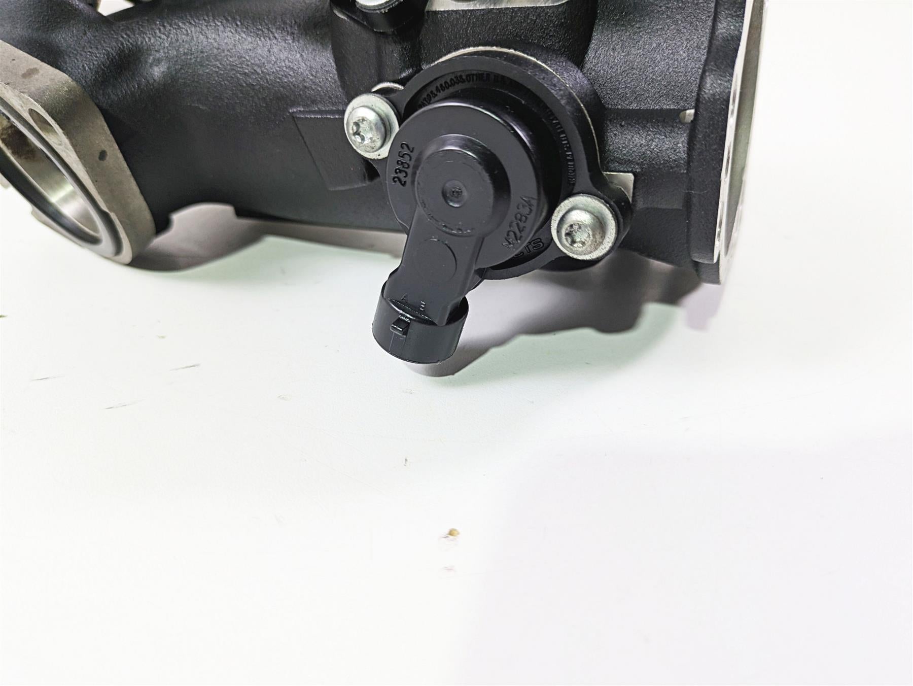 2014 Harley FLS Softail Slim Throttle Body Fuel Injection 27708-06B {{ shop.shopifyCountryName }} - Mototech271