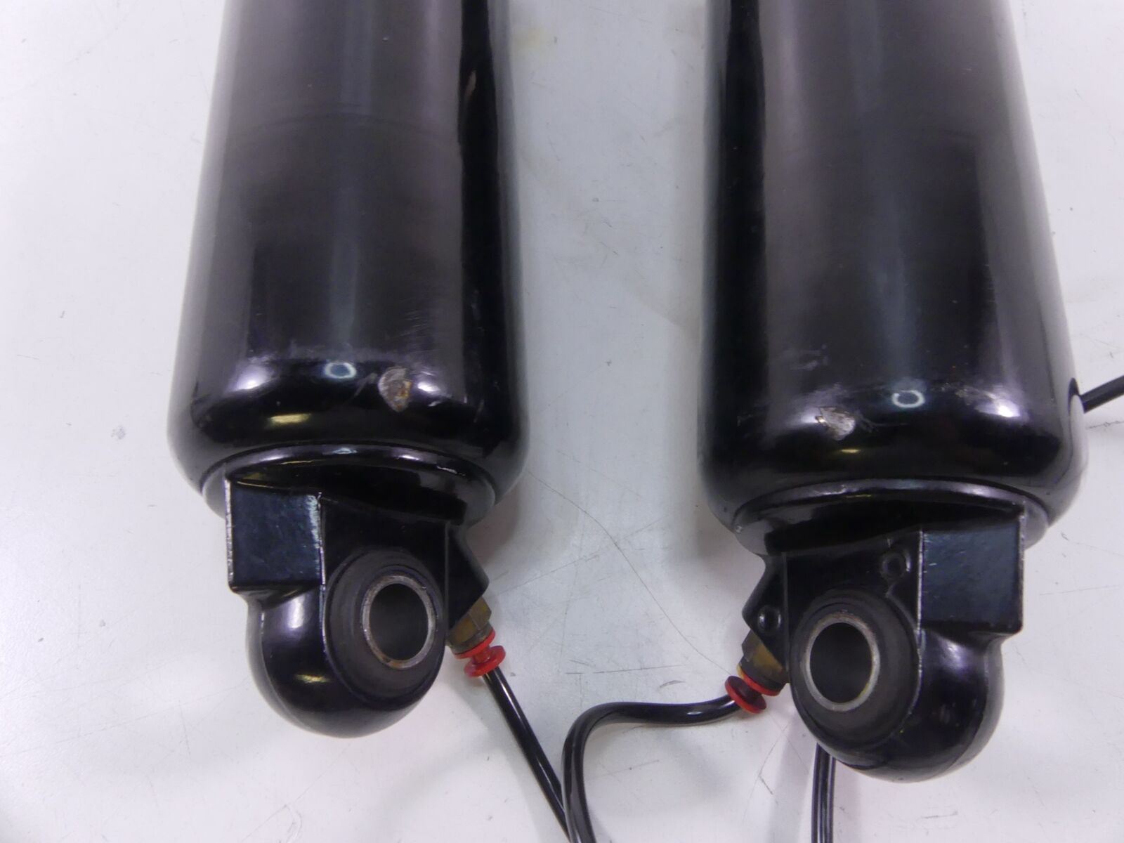 2009 Harley Touring FLHTCU Electra Glide Straight Rear 13" Shock Set 54565-09 {{ shop.shopifyCountryName }} - Mototech271