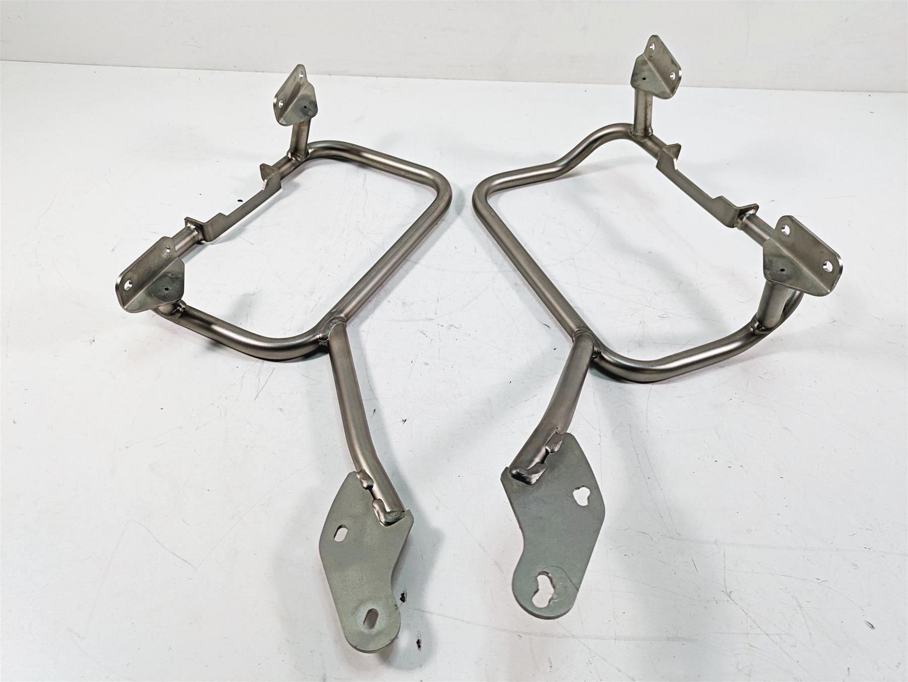 2020 Moto Guzzi V85 TT Adventure Aluminum Saddlebag Mount Pannier Set 2S001342 {{ shop.shopifyCountryName }} - Mototech271