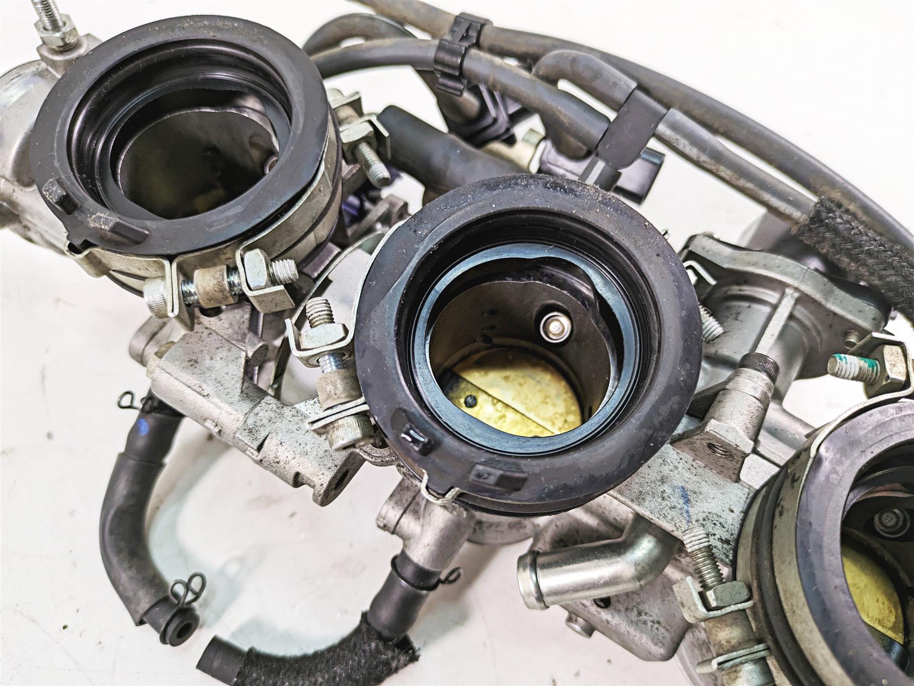 2019 Yamaha YXZ1000 R EPS SS SE Mikuni Throttle Body Bodies B5H-13750-00-00 {{ shop.shopifyCountryName }} - Mototech271