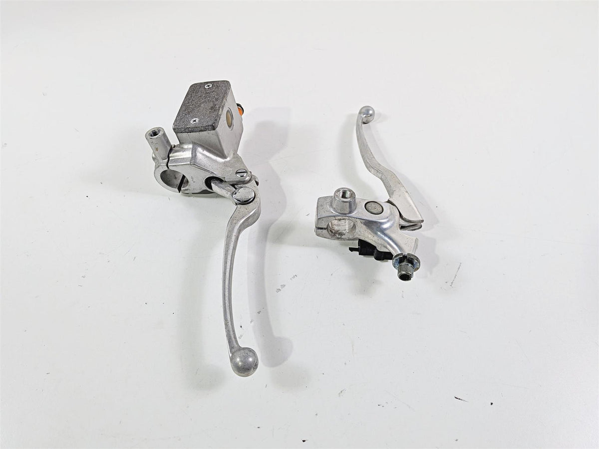 2004 Suzuki VL800 Intruder Volusia Front Brake Master Cylinder Lever 59600-10F10 {{ shop.shopifyCountryName }} - Mototech271