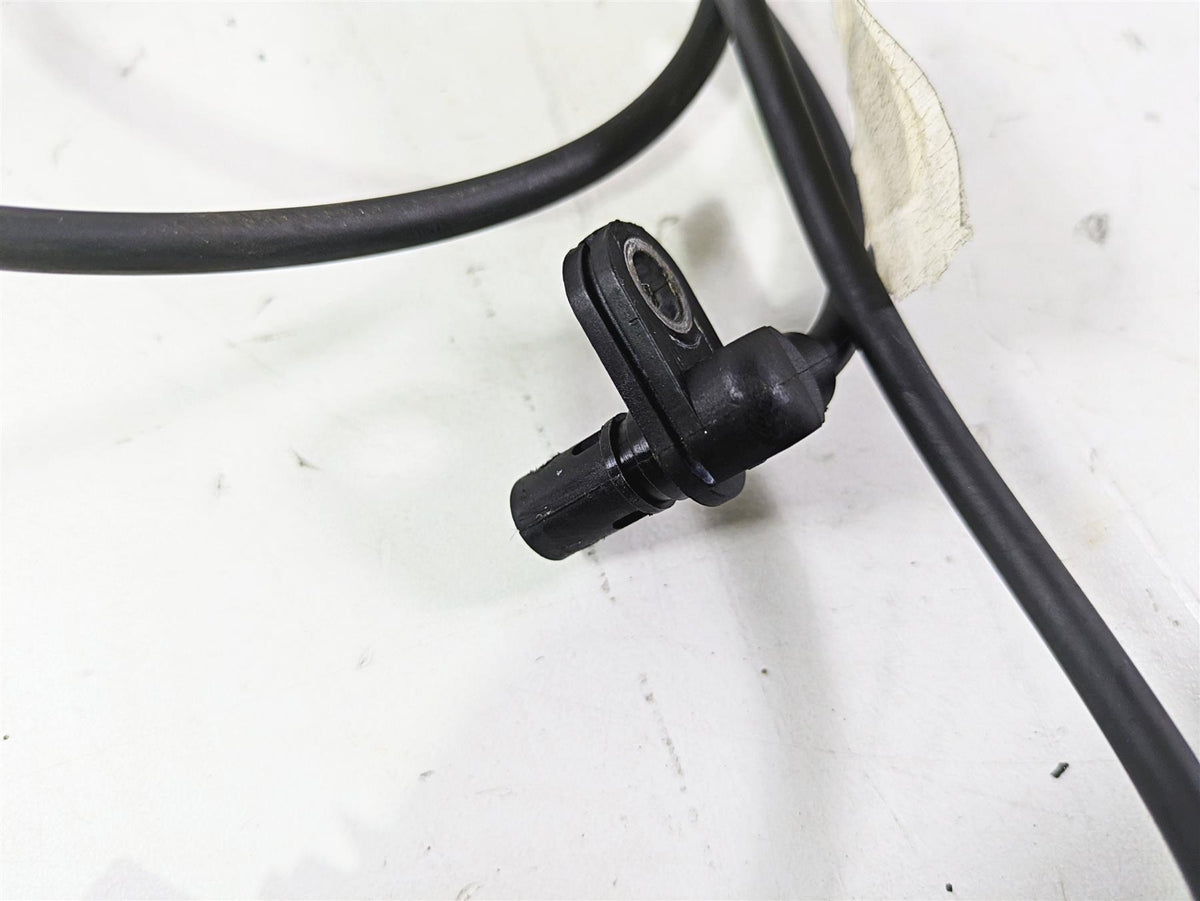 2018 Ducati Hypermotard 939 SP Rear Abs Brake Speed Sensor 55212121B {{ shop.shopifyCountryName }} - Mototech271