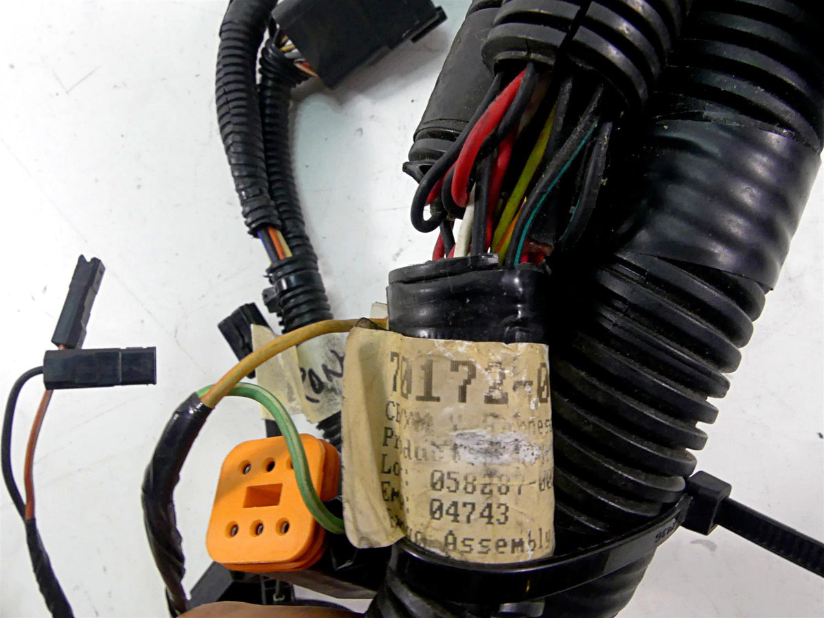 2006 Harley Touring FLHTCU SE E-Glide Front Fairing Wiring Harness Read 70232-06 {{ shop.shopifyCountryName }} - Mototech271