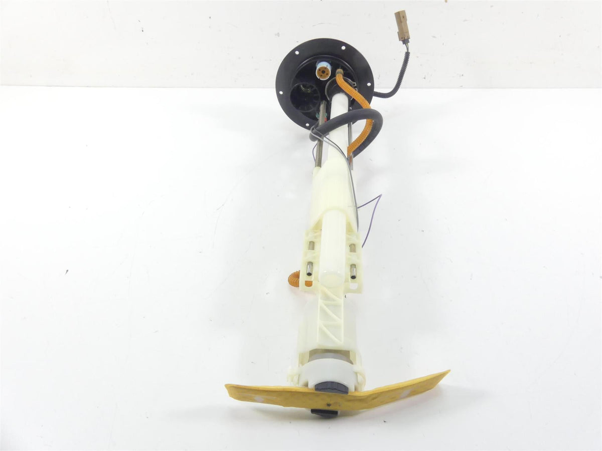 2011 Harley VRSCF Muscle Rod Fuel Gas Petrol Pump - Tested 75310-07 {{ shop.shopifyCountryName }} - Mototech271