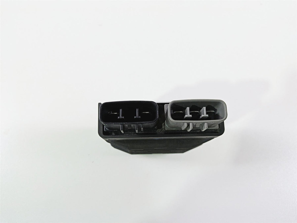 2024 Triumph Tiger 900 GT Rectifier Voltage Regulator FH027AA T1300675 {{ shop.shopifyCountryName }} - Mototech271
