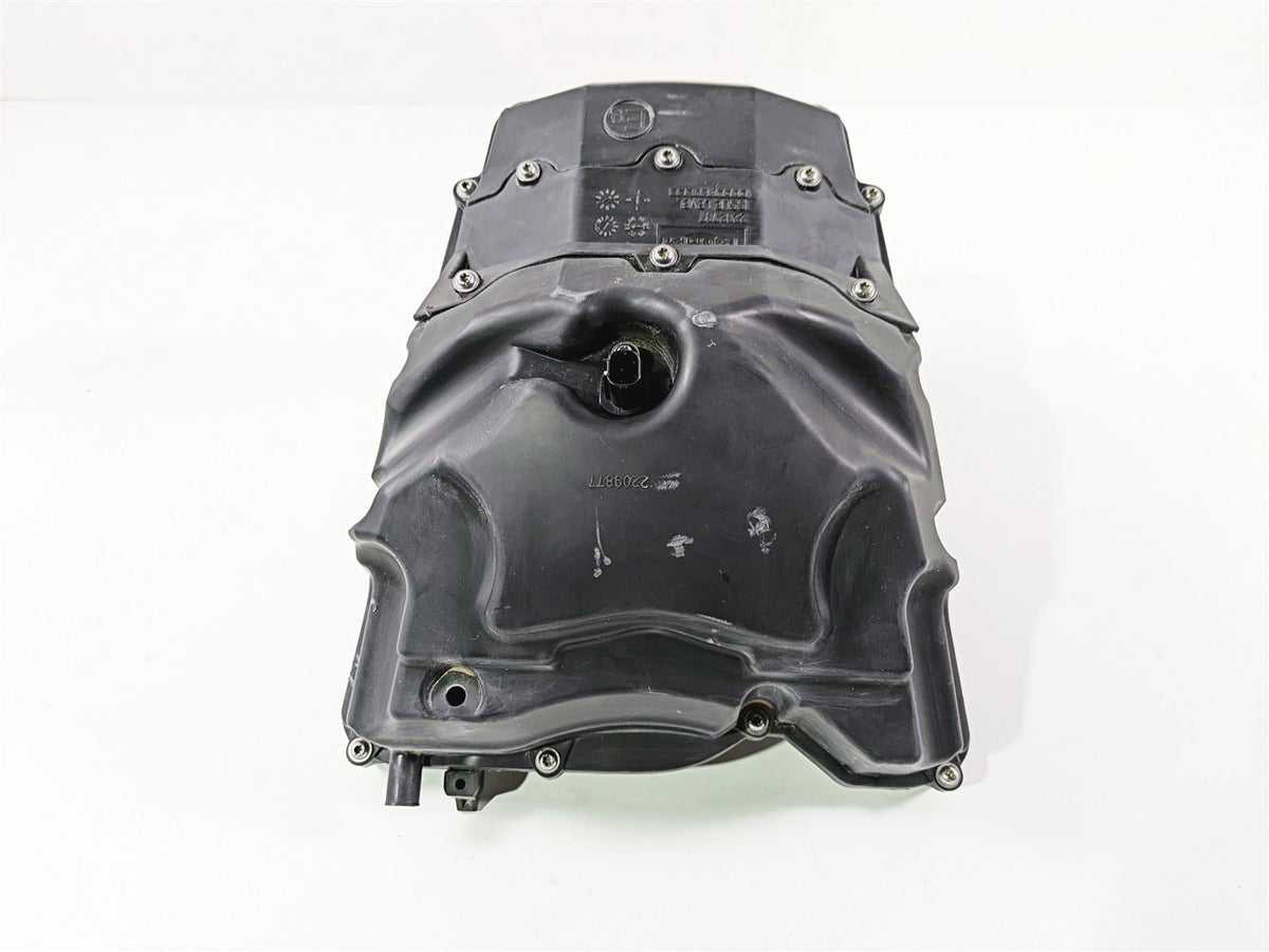2024 Triumph Tiger 900 GT Air Box Cleaner & Tubes Set T2209565 T2202707 {{ shop.shopifyCountryName }} - Mototech271