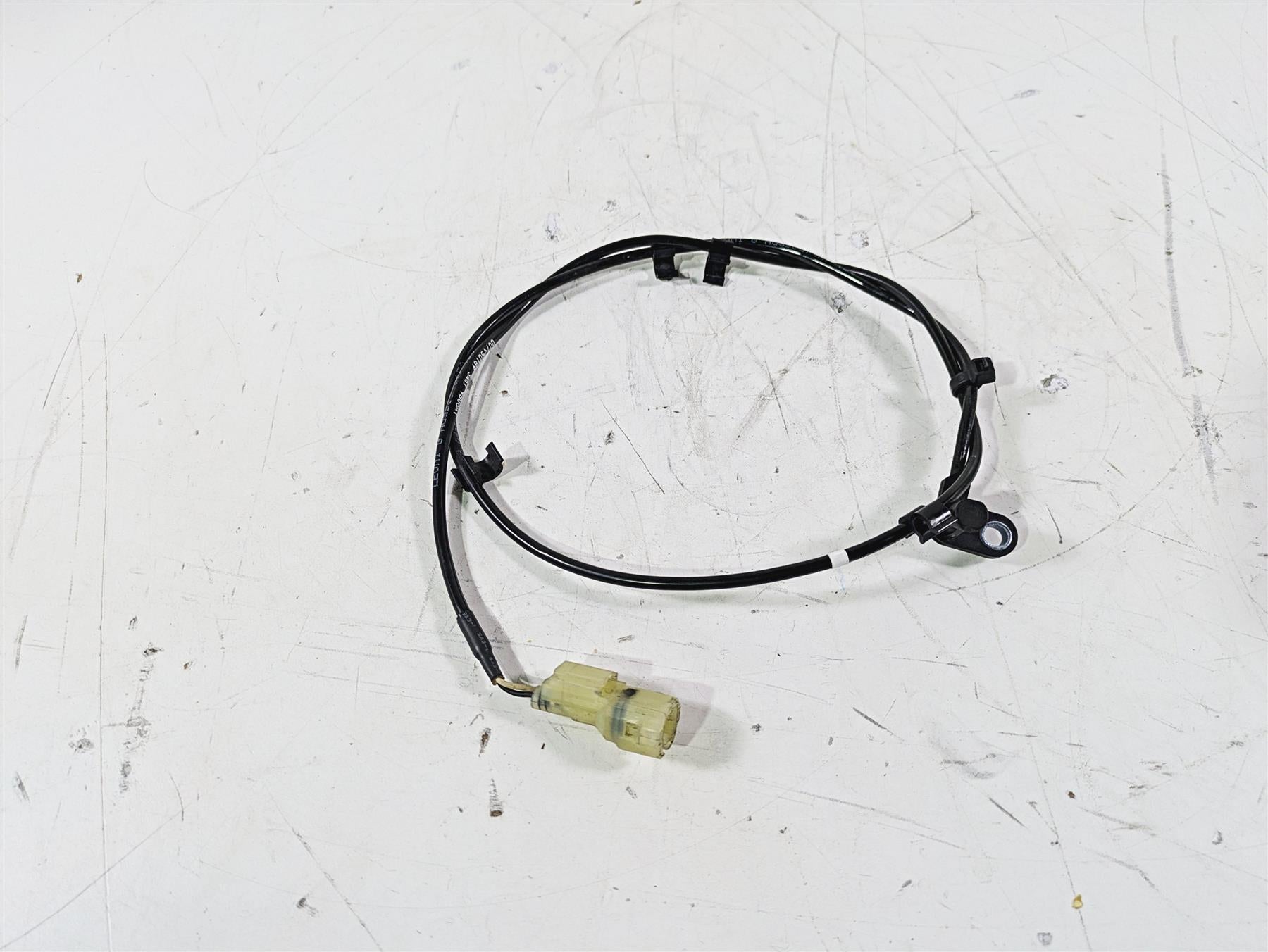 2020 Triumph Daytona 765 Moto2 Rear Abs Brake Wheel Speed Sensor T2021495 {{ shop.shopifyCountryName }} - Mototech271