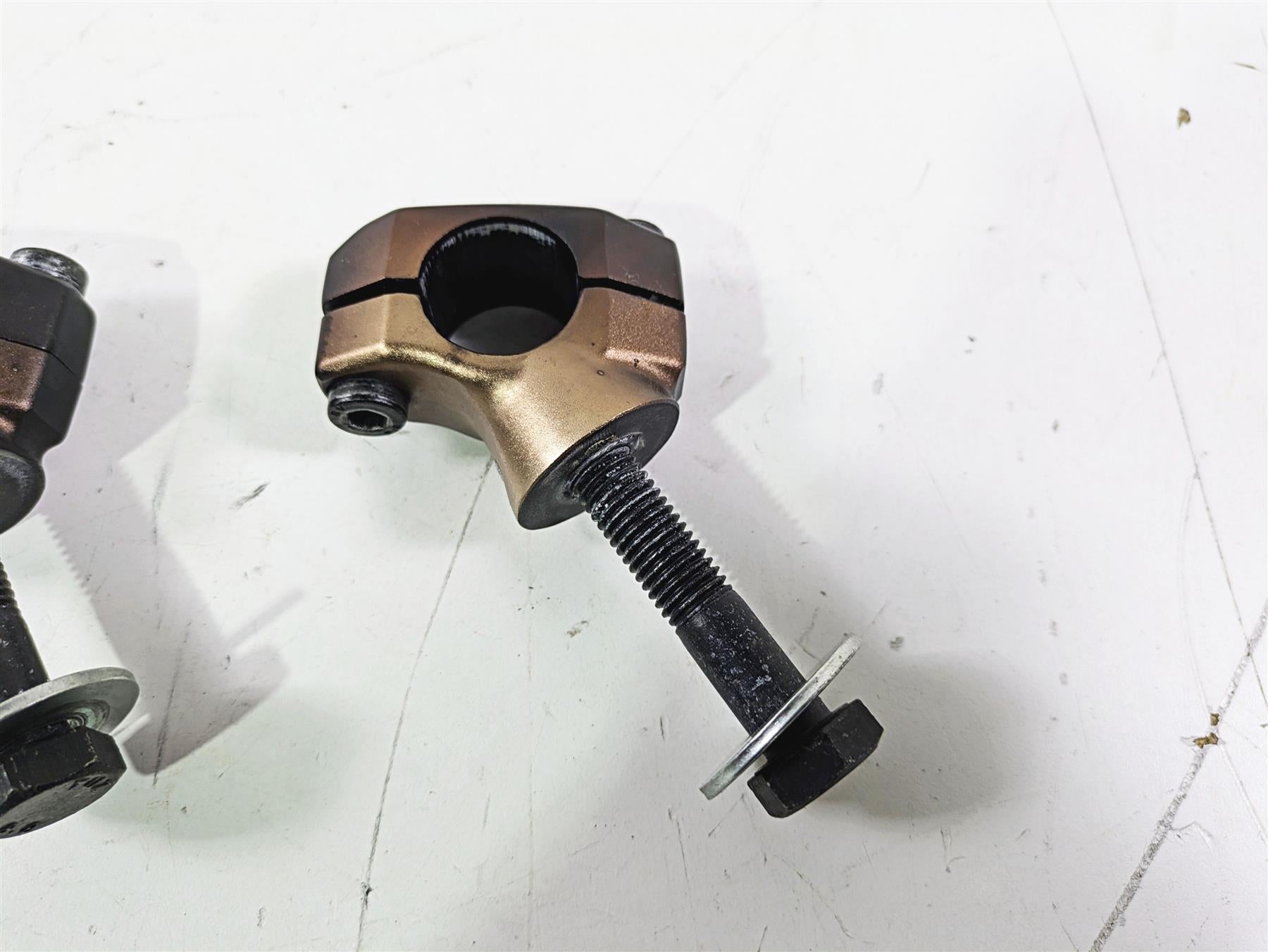 2012 Victory Cross Country Handlebar Holder Riser Set 5136704 5136703 {{ shop.shopifyCountryName }} - Mototech271