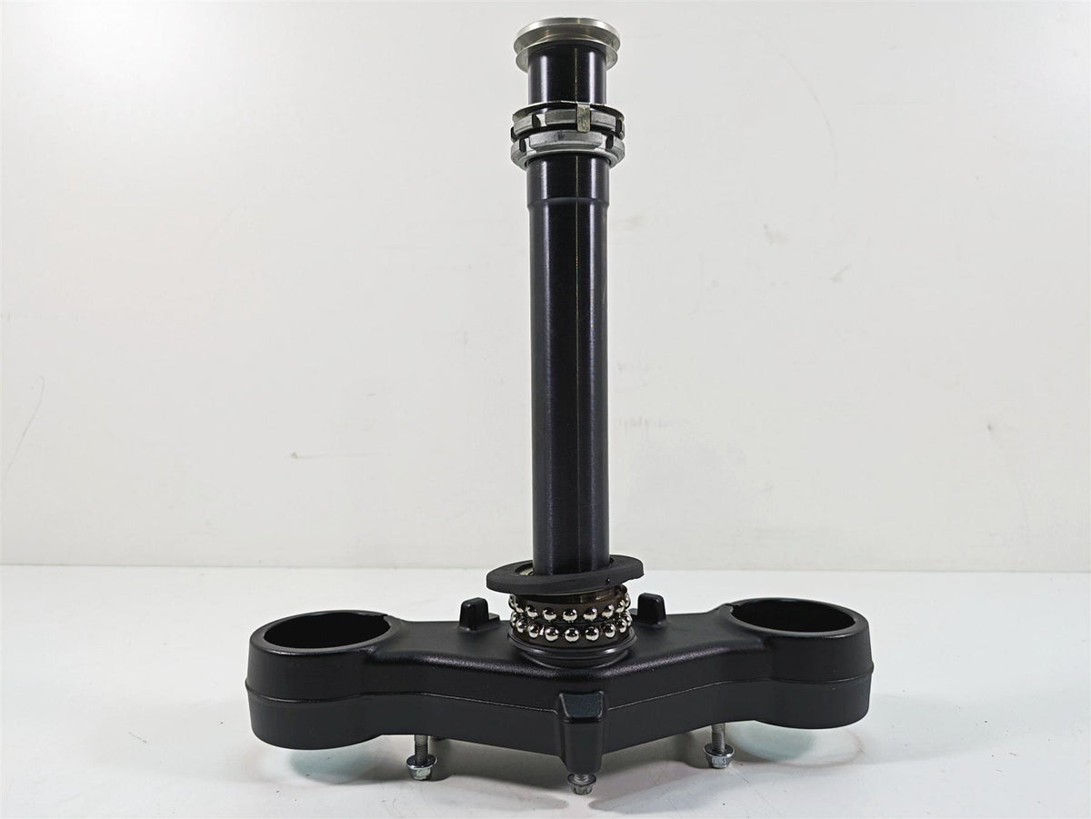 2020 Moto Guzzi V85 TT Adventure Lower Triple Tree Steering Clamp 2B004647 {{ shop.shopifyCountryName }} - Mototech271