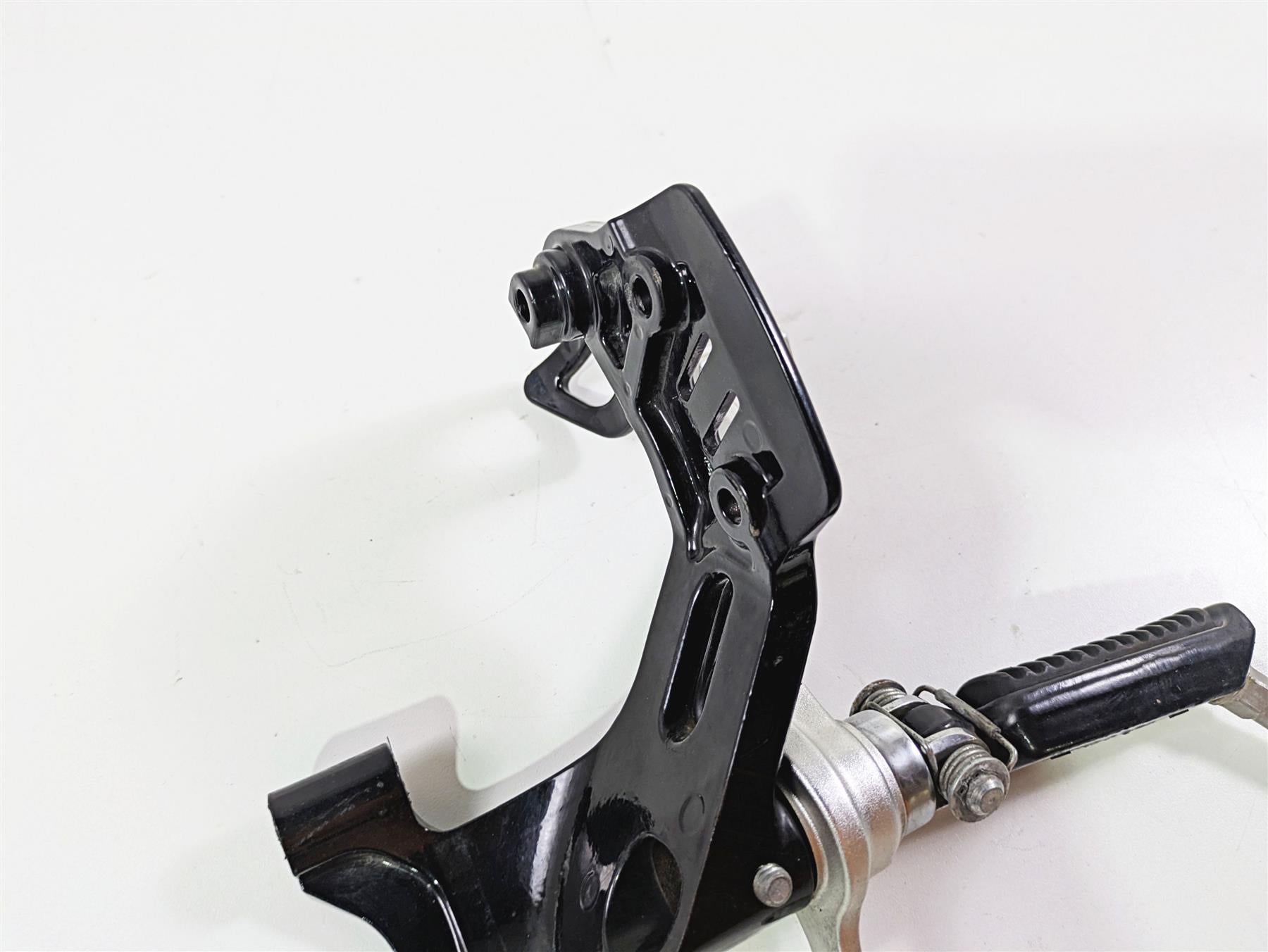 2009 Harley XR1200 Sportster Right Footpeg & Brake Pedal Set 51045-08 {{ shop.shopifyCountryName }} - Mototech271
