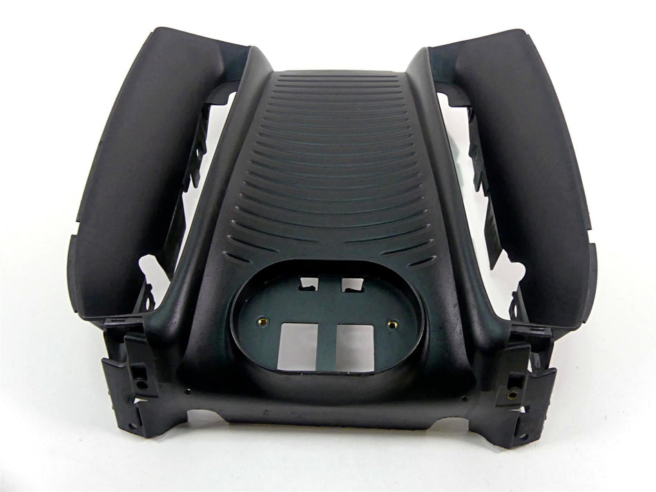 2014 Harley VRSCF Muscle V-Rod Radiator Center Cover Fairing 26826-09 26813-08A {{ shop.shopifyCountryName }} - Mototech271