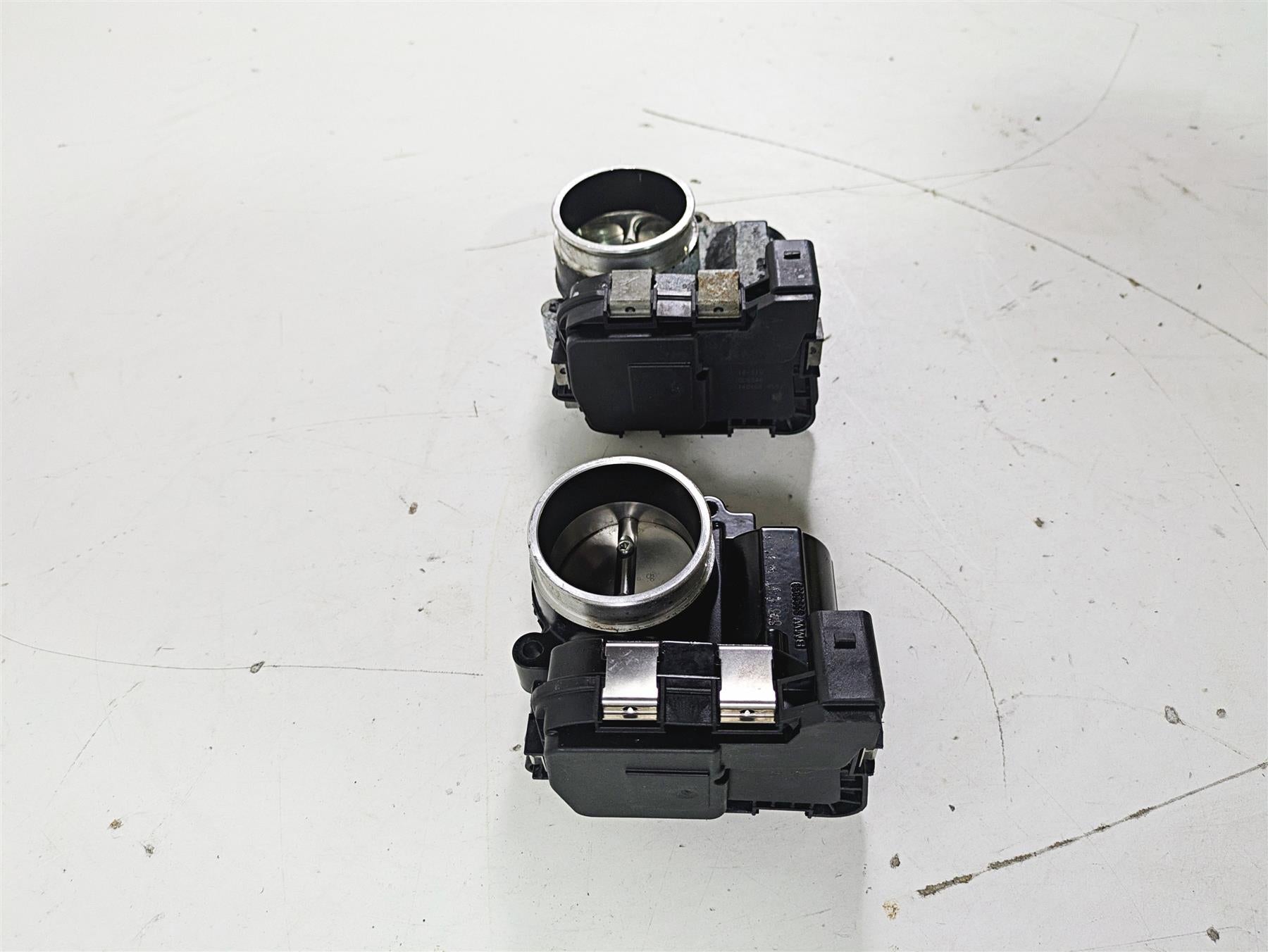 2015 BMW R1200GS Adv K51 Throttle Body Bodies Set 13548564959 {{ shop.shopifyCountryName }} - Mototech271