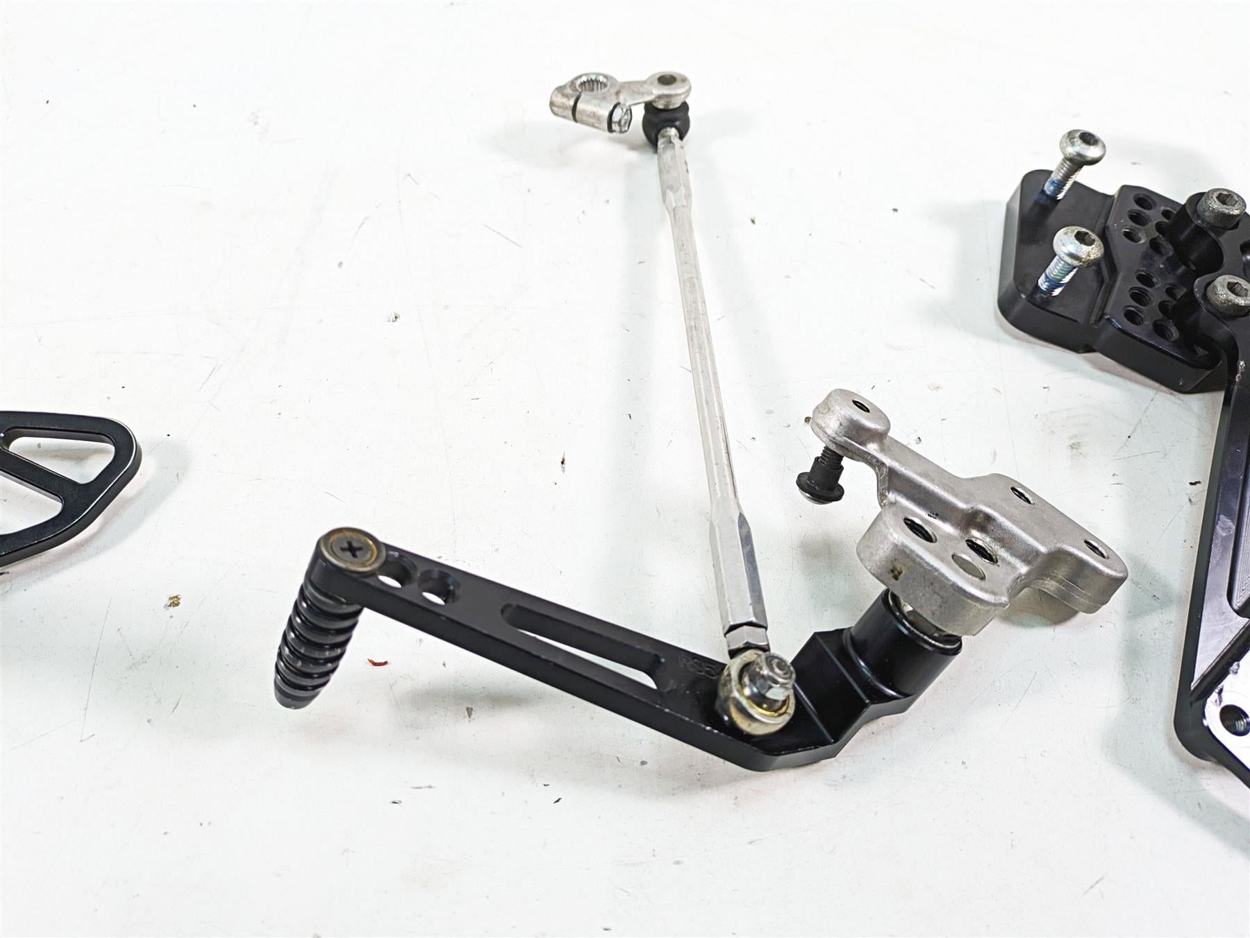 2009 Suzuki GSXR750 K9 Vortex Left Right Foot Peg Lever Rearset - Read RS547 {{ shop.shopifyCountryName }} - Mototech271