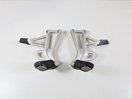 2023 BMW F850GS K81 Rear Passenger Foot Peg Rest Set 46718564829 46718564830 {{ shop.shopifyCountryName }} - Mototech271