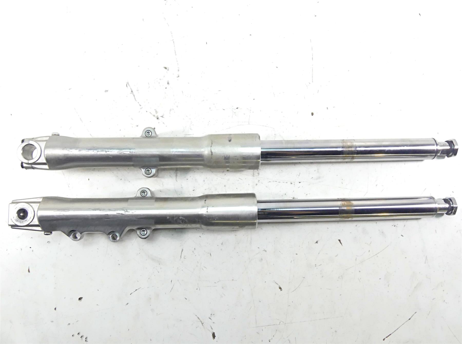 2011 Harley Softail FLSTF Fat Boy Straight 41mm Front Fork Leg Set 45916-07A {{ shop.shopifyCountryName }} - Mototech271