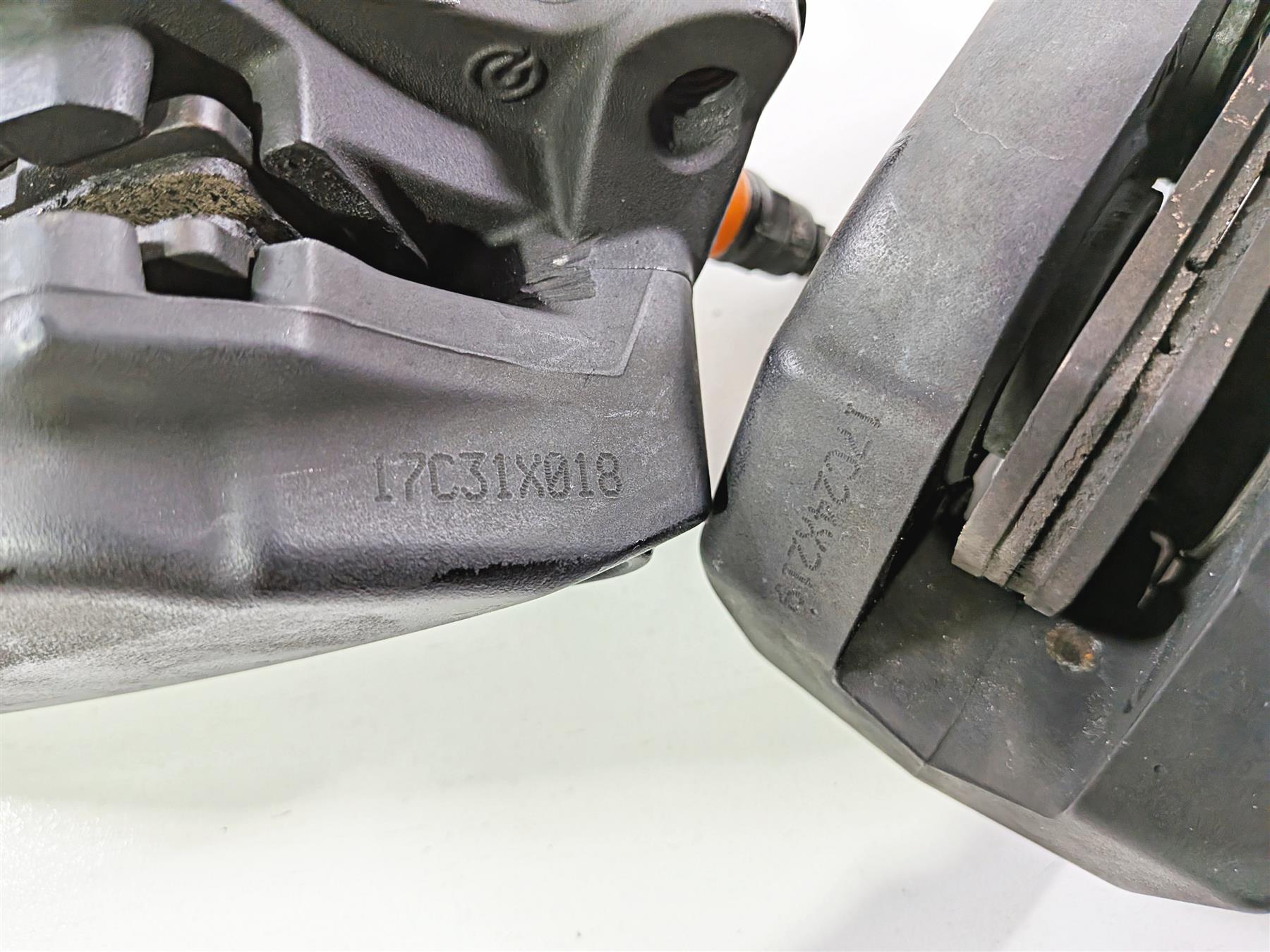 2017 Harley Touring FLHXS Street Glide Front Brake Caliper Set 43027-08 44023-08 {{ shop.shopifyCountryName }} - Mototech271