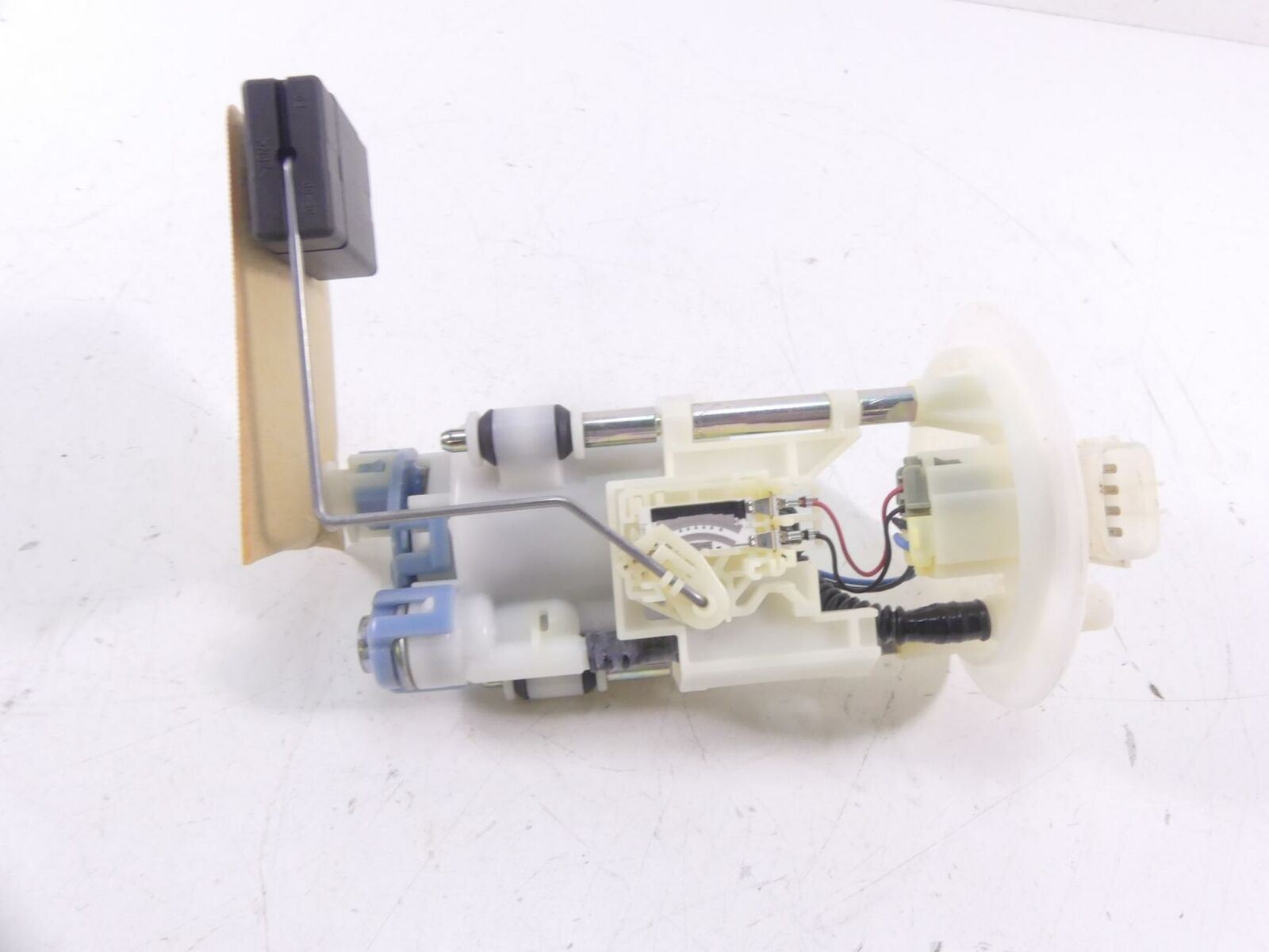 2016 Yamaha YXZ1000 R EPS Denso Fuel Gas Petrol Pump B16-13907-00-00 {{ shop.shopifyCountryName }} - Mototech271