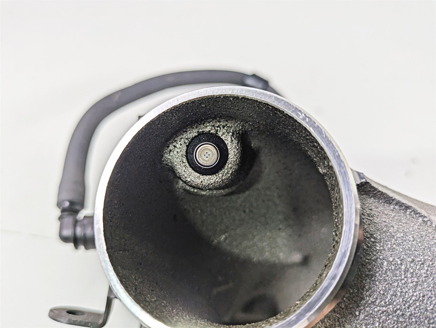 2019 Indian Chieftain Limited Throttle Body & Intake Manifold 1204685 {{ shop.shopifyCountryName }} - Mototech271