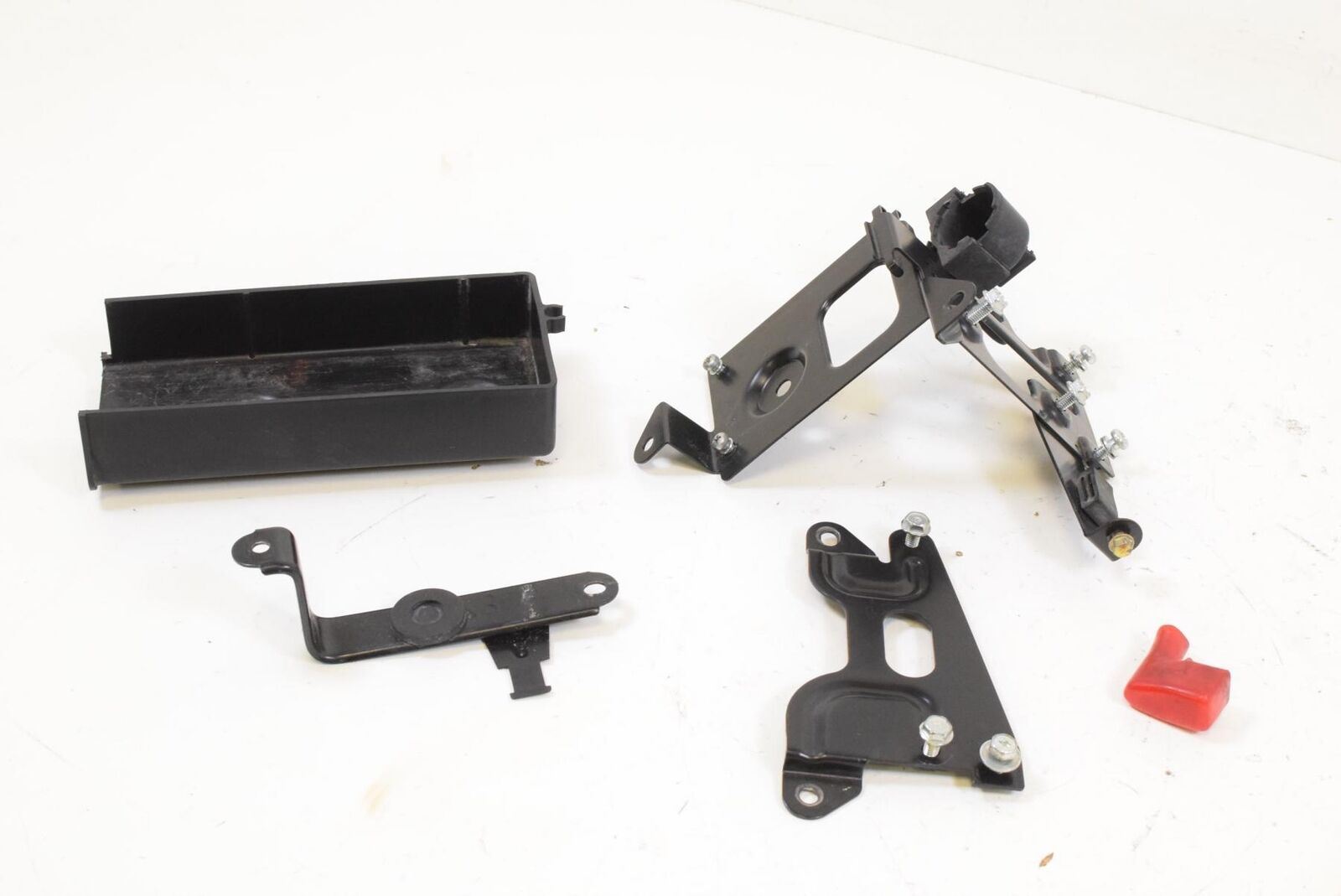 1997 Kawasaki VN1500 Vulcan 8K Battery Tray Holder Carrier 11045-1451 {{ shop.shopifyCountryName }} - Mototech271