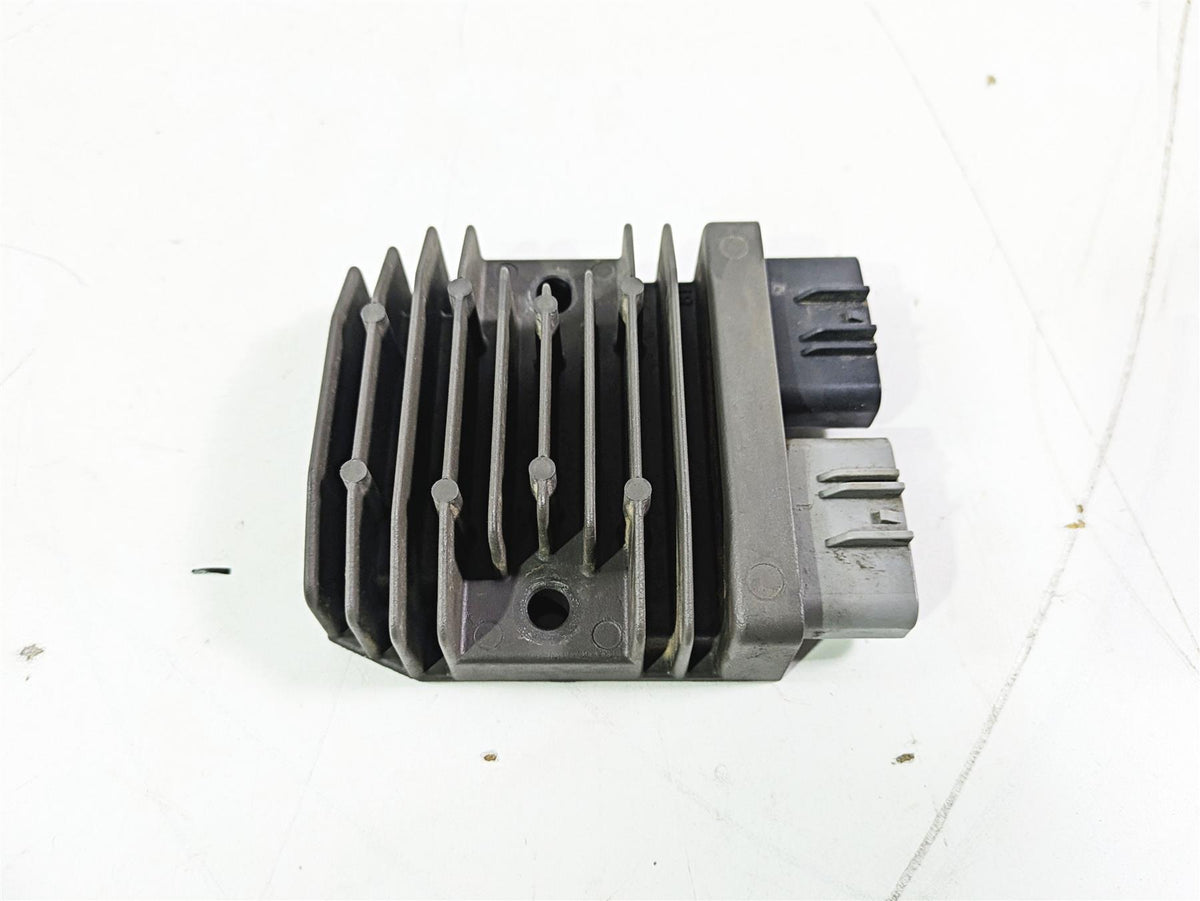 2017 BMW S1000RR K46 Rectifier Voltage Regulator FH020CA 12317718422 {{ shop.shopifyCountryName }} - Mototech271