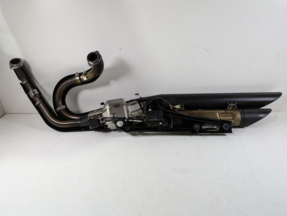 2016 Suzuki M109R VZR1800 Boulevard Exhaust Pipe System & Servo 14305-48G70-H01 {{ shop.shopifyCountryName }} - Mototech271