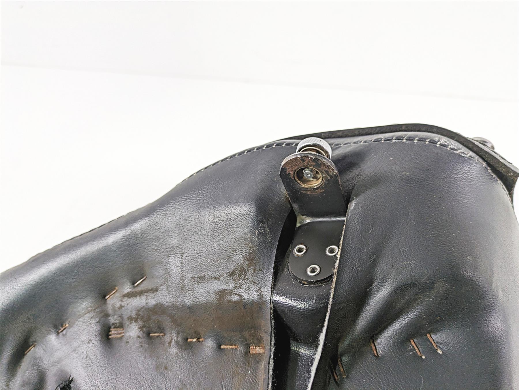2003 Harley FLSTC Softail Heritage 100th Front Seat Saddle 52506-00 {{ shop.shopifyCountryName }} - Mototech271